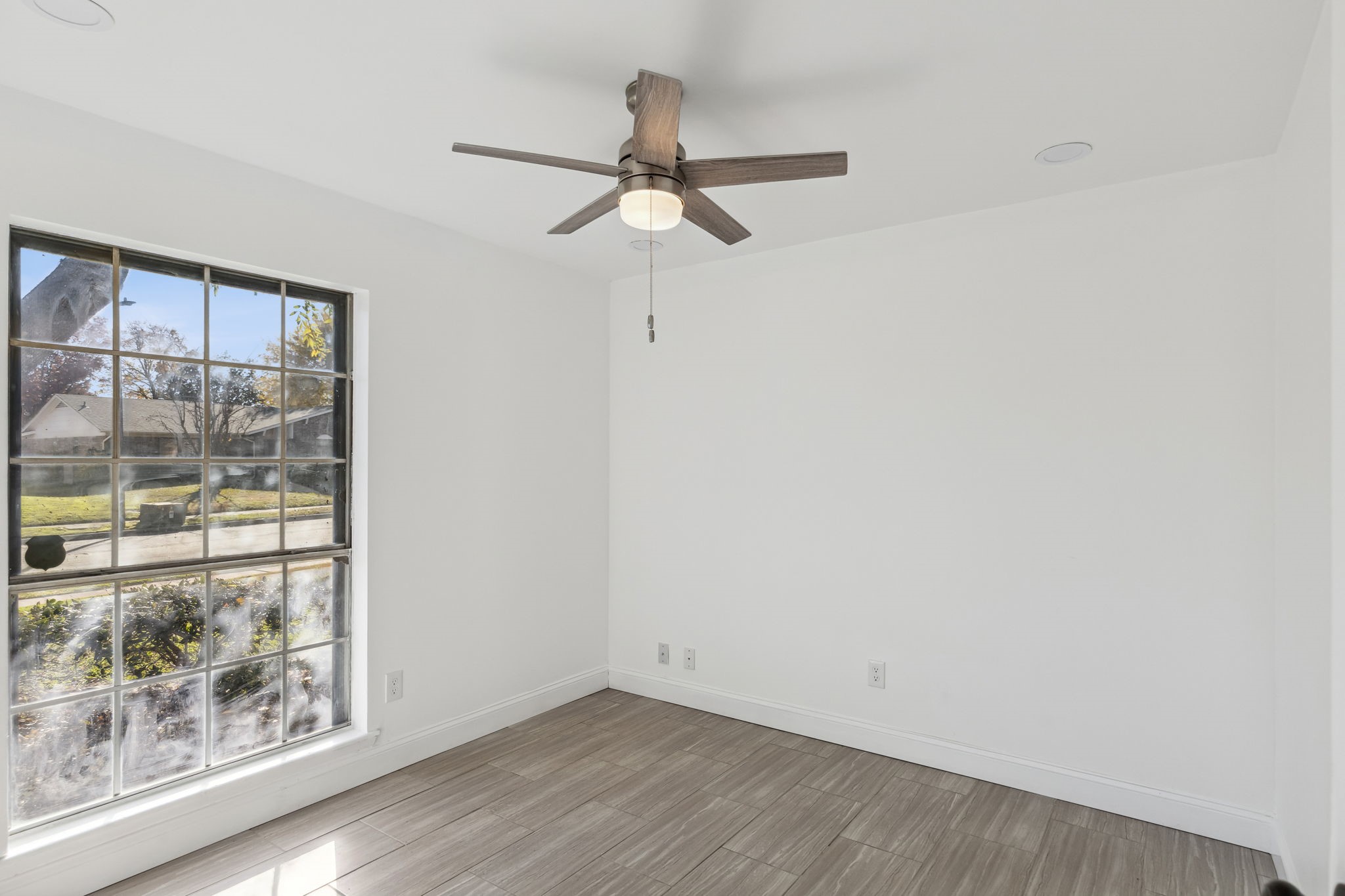 2129 Richland Drive Garland TX 75044