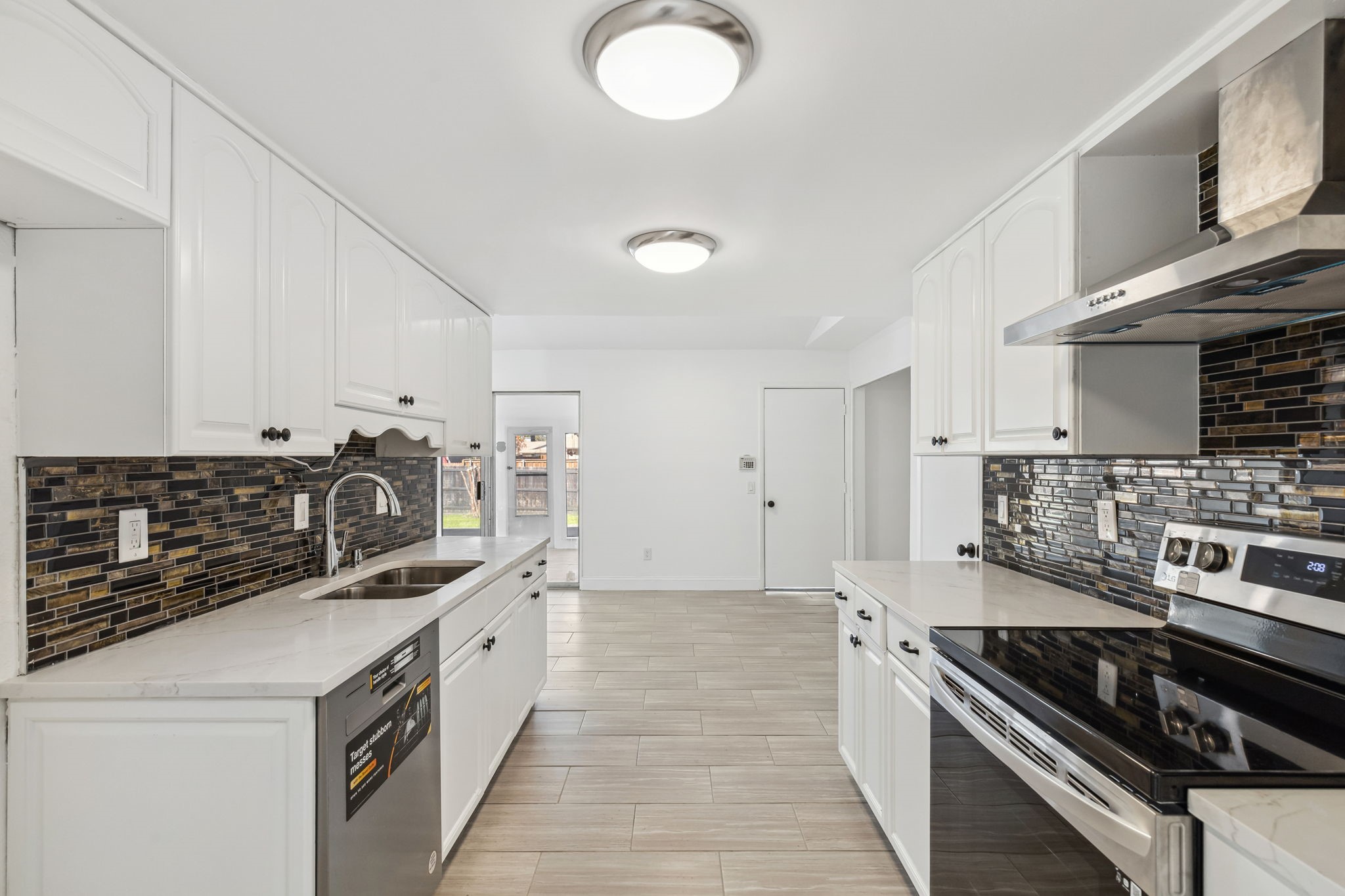 2129 Richland Drive Garland TX 75044