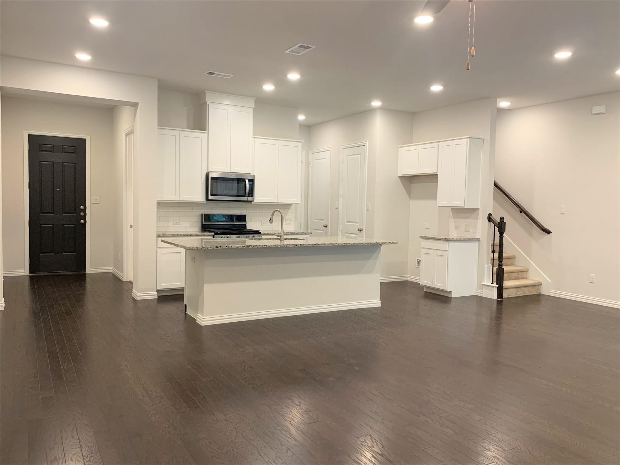17768 Coralberry Drive Dallas TX 75252