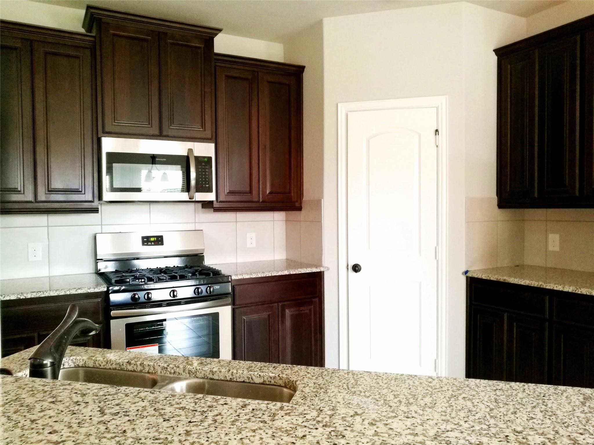 2816 Winchester Avenue Melissa TX 75454