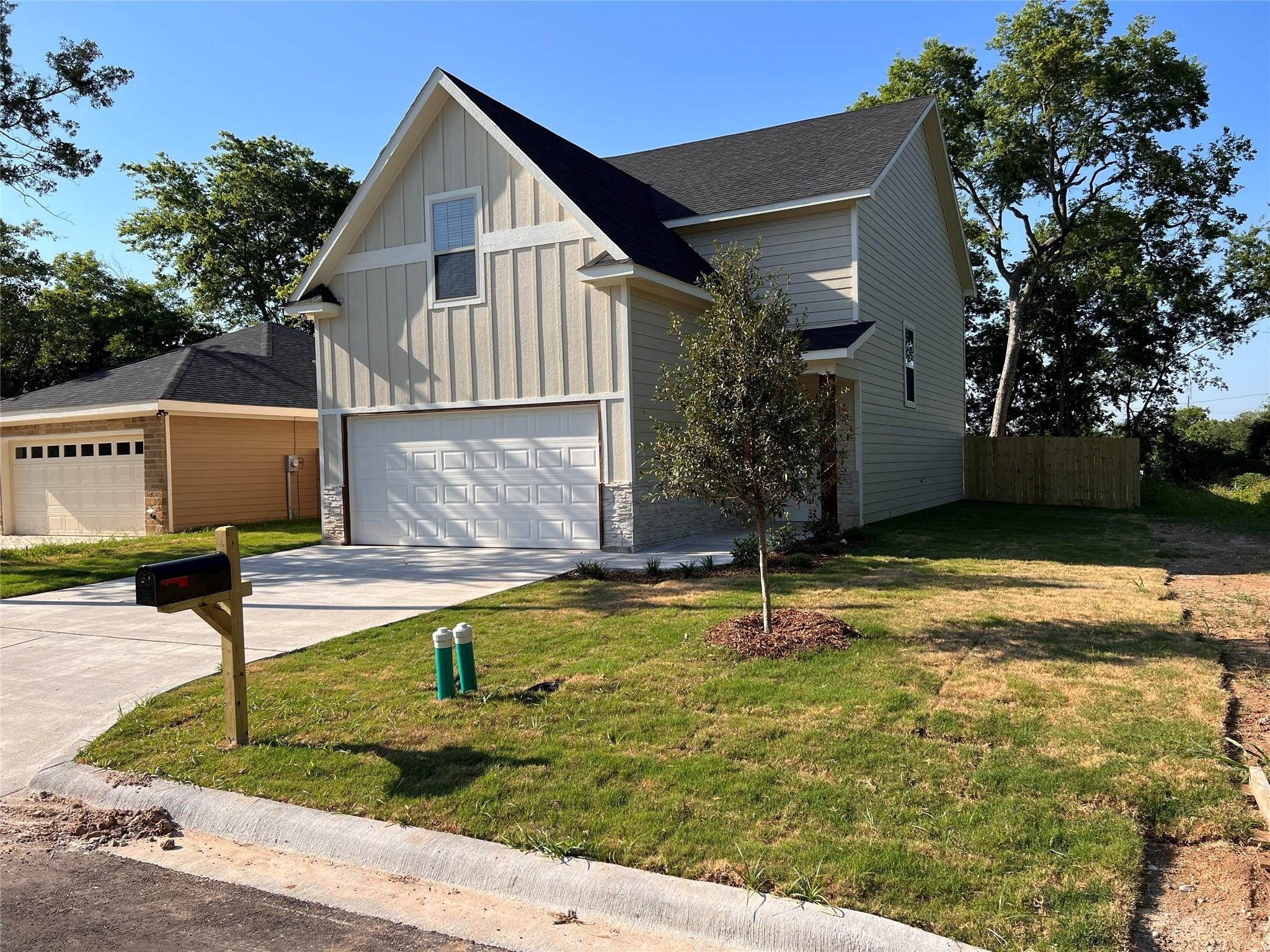 716 E 5th Street Bonham TX 75418