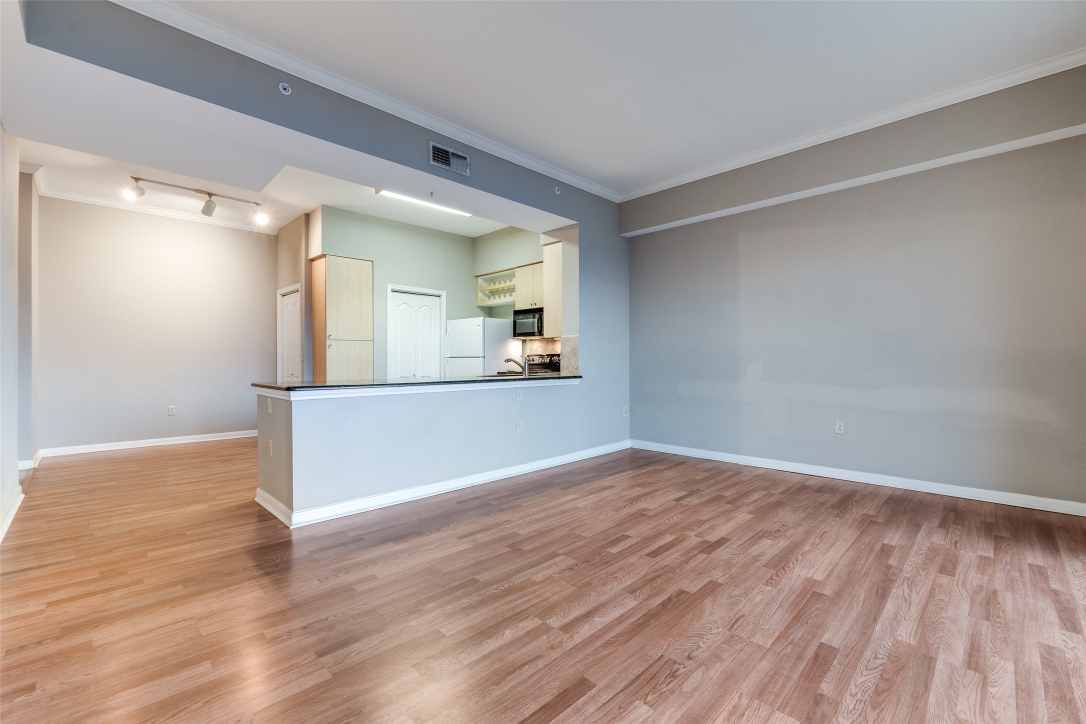 3225 Turtle Creek Boulevard Dallas TX 75219