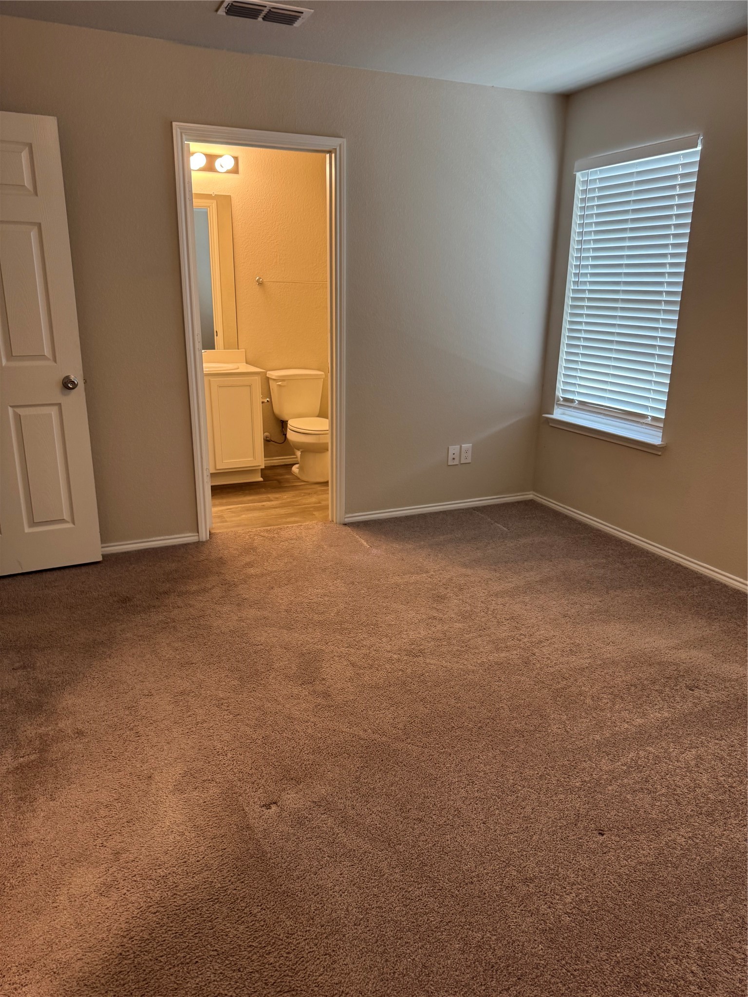 102 Rock Creek Lane Terrell TX 75160