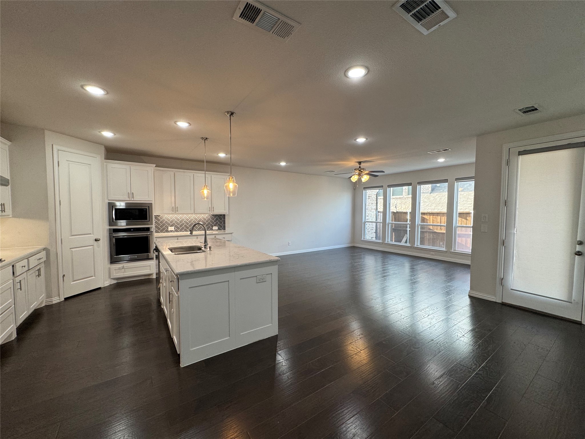 633 Somerset Drive Lewisville TX 75056