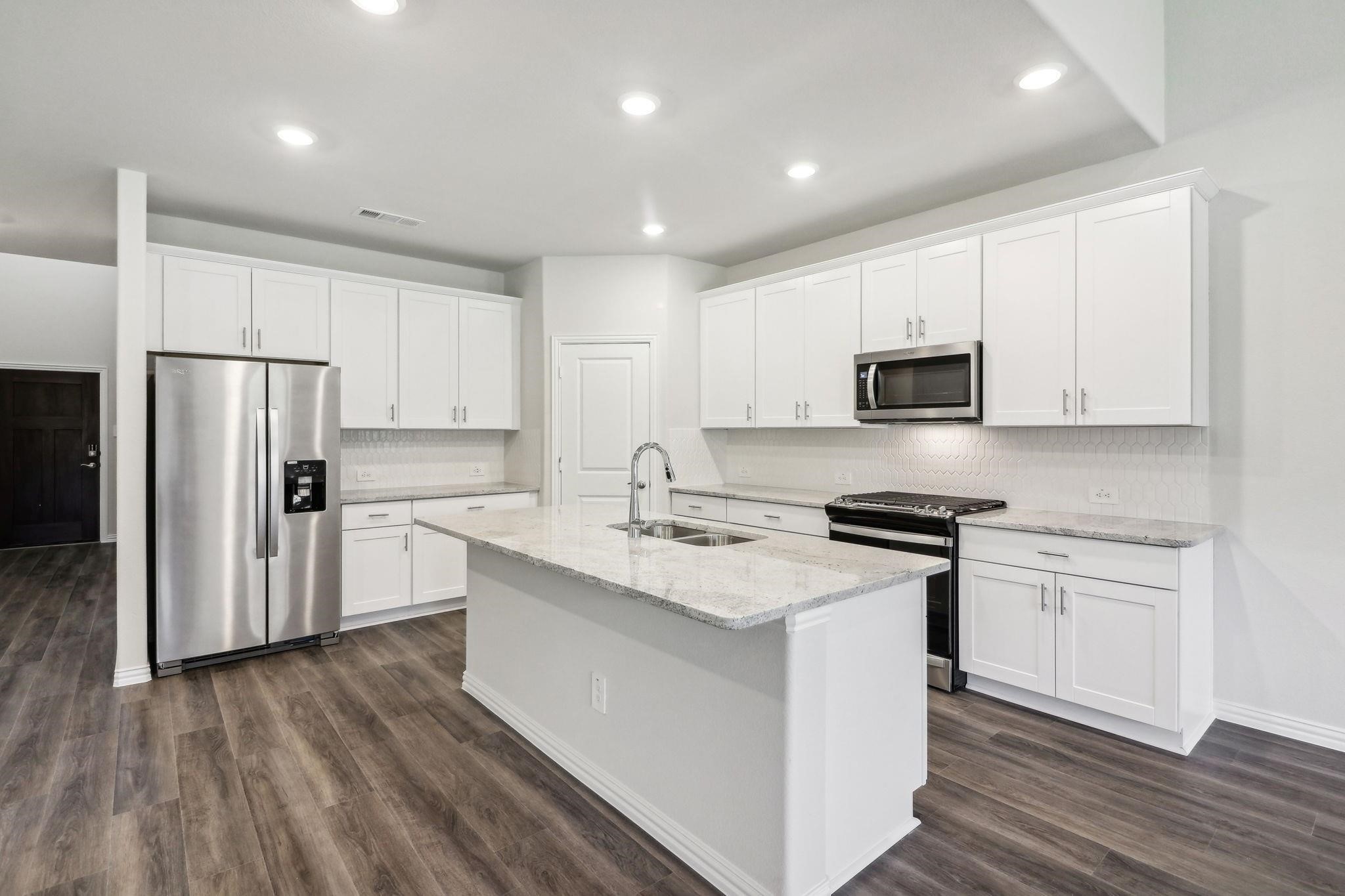 701 Easthill Drive Princeton TX 75071