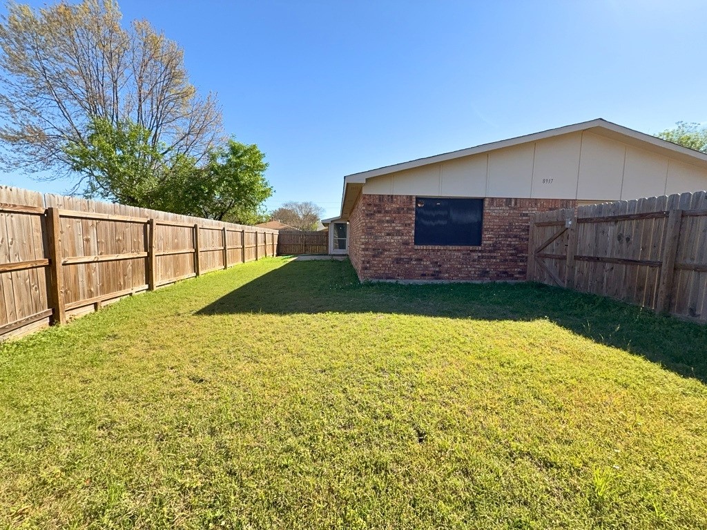 8917 Vernon Drive Rowlett TX 75088