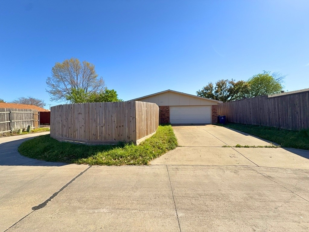 8917 Vernon Drive Rowlett TX 75088
