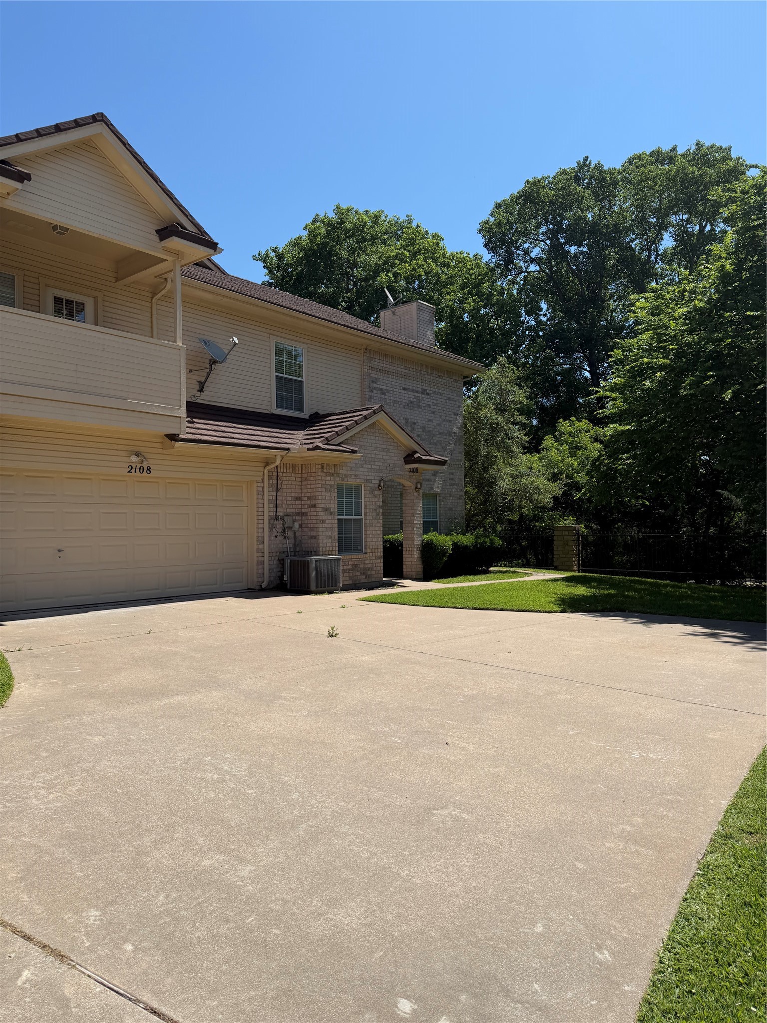 2108 Lakeforest Drive Weatherford TX 76087