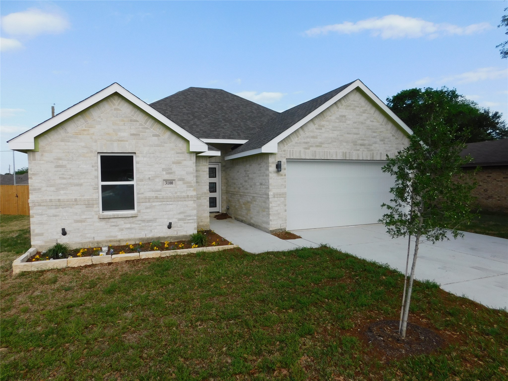 3100 S Cardinal Street Ennis TX 75119