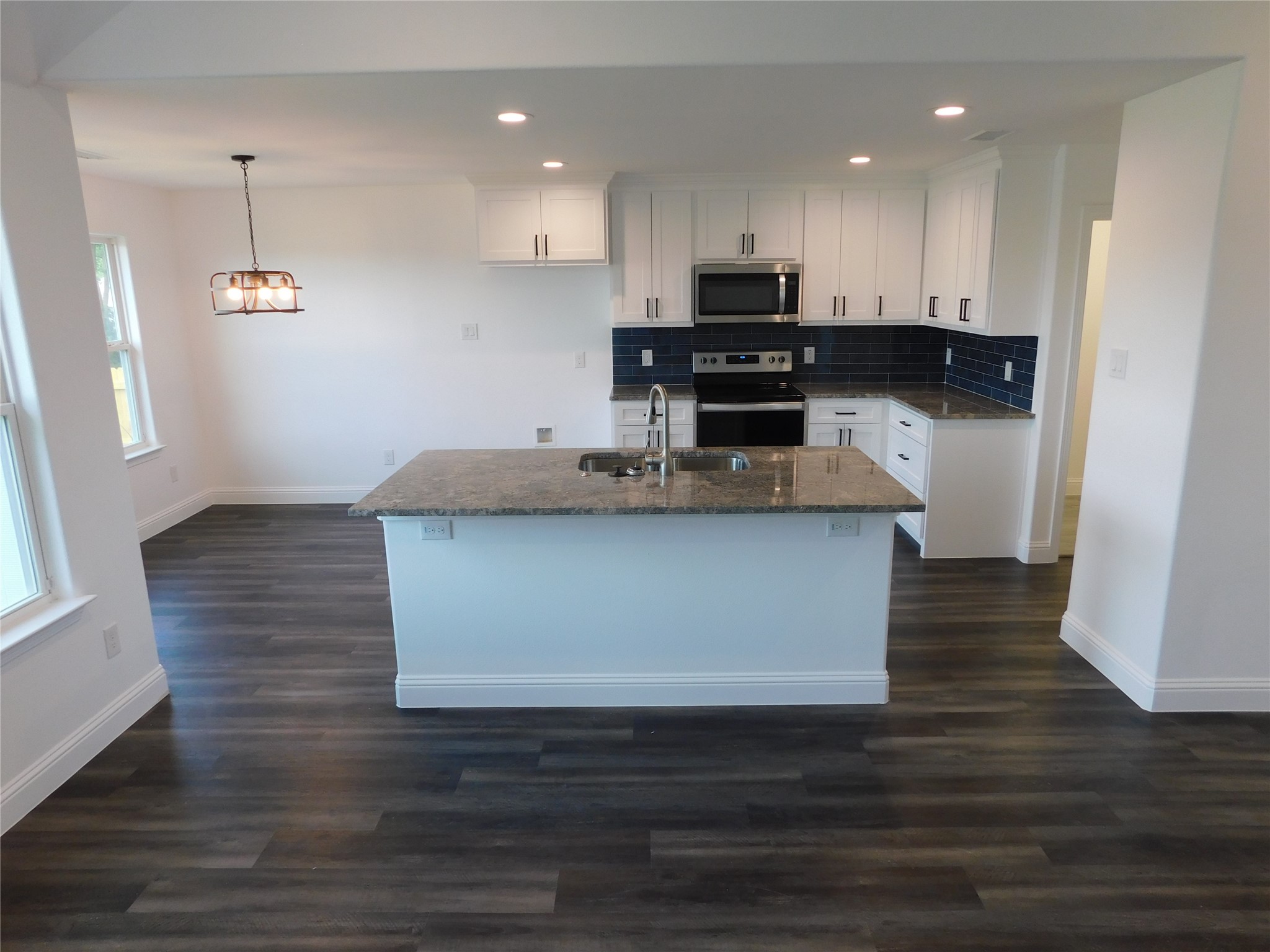 3100 S Cardinal Street Ennis TX 75119