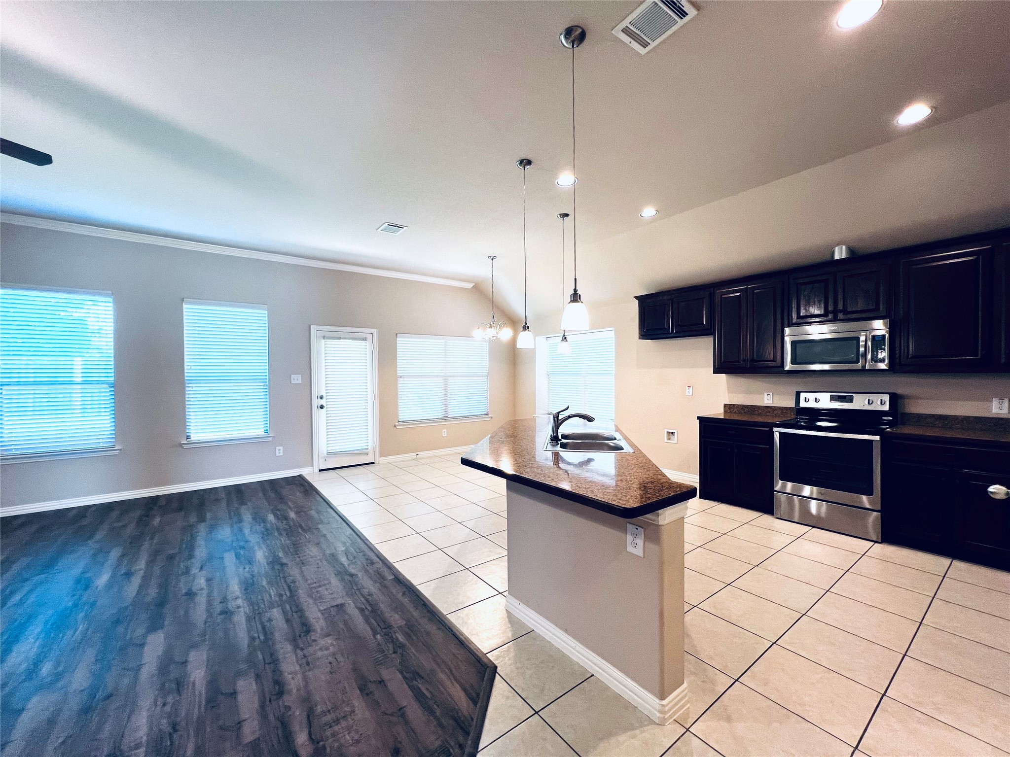 217 Creekwood Drive Princeton TX 75407