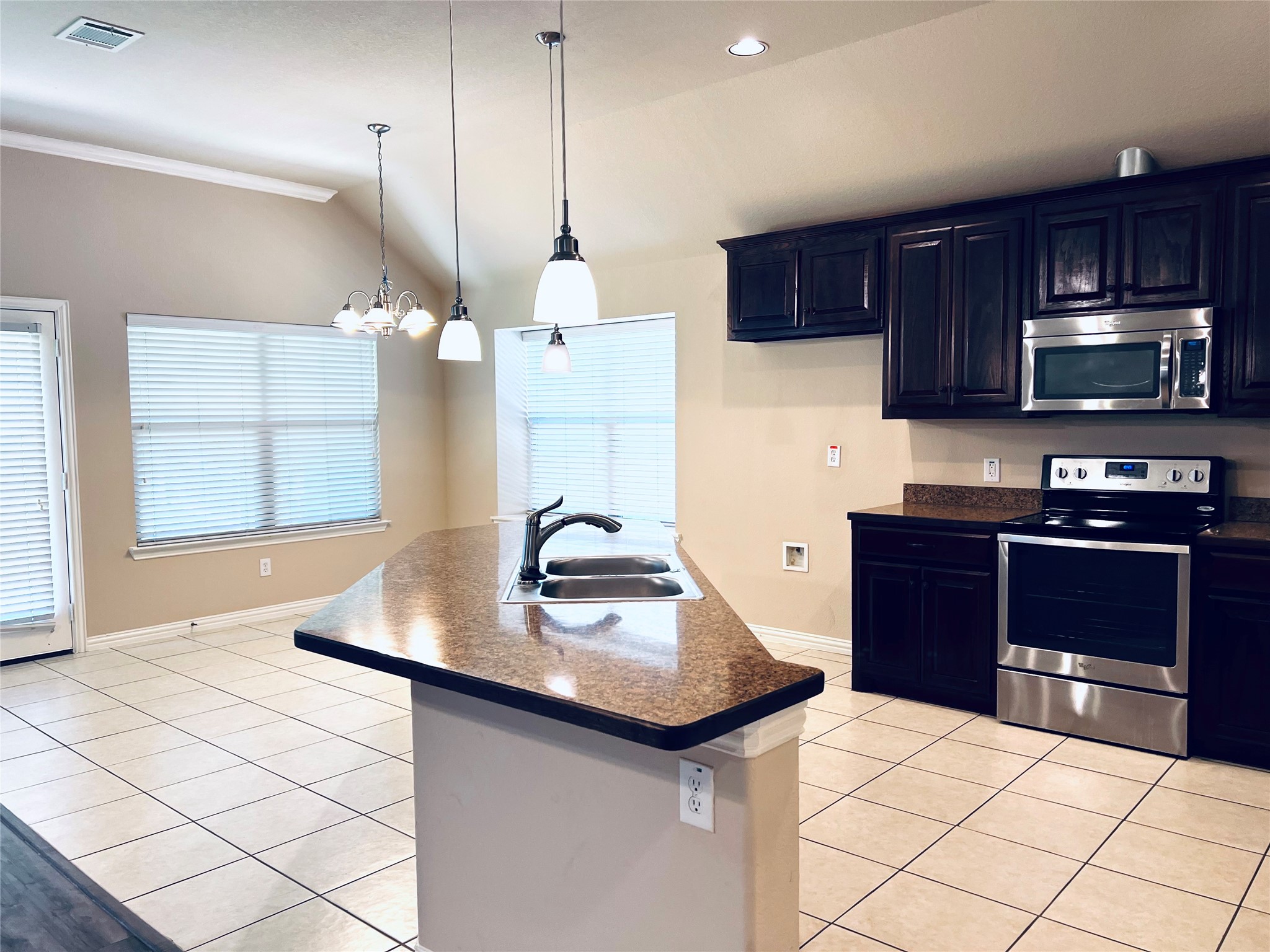 217 Creekwood Drive Princeton TX 75407