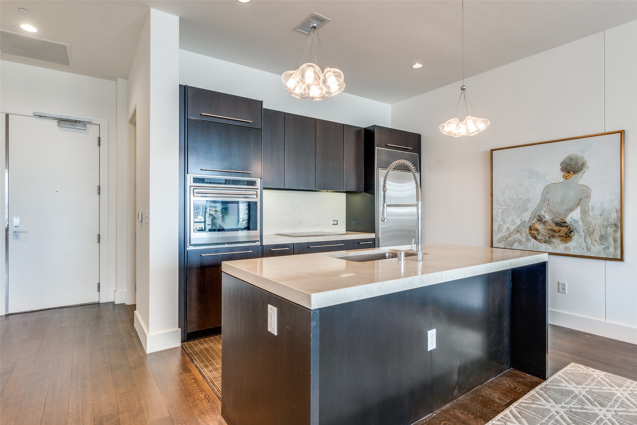 2200 Victory Avenue Dallas TX 75219