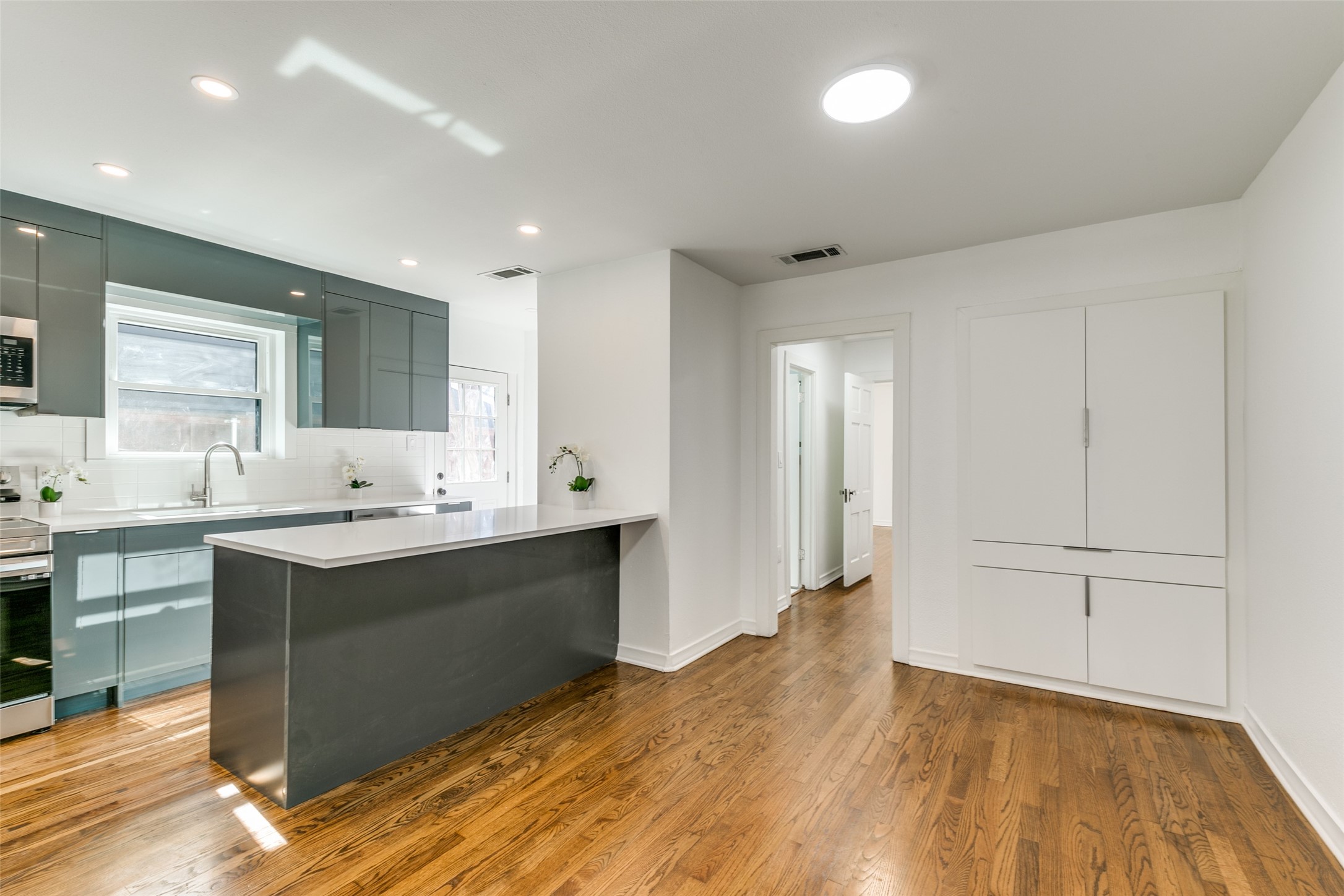 5117 Maple Springs Boulevard Dallas TX 75235