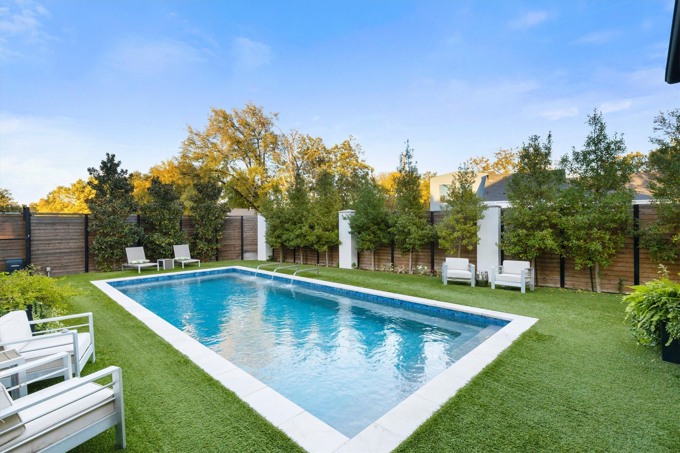 3771 Almazan Drive Dallas TX 75220