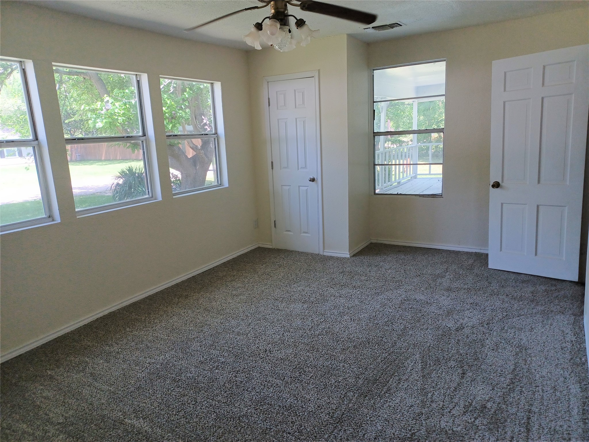 8335 Horseshoe Drive Kemp TX 75143