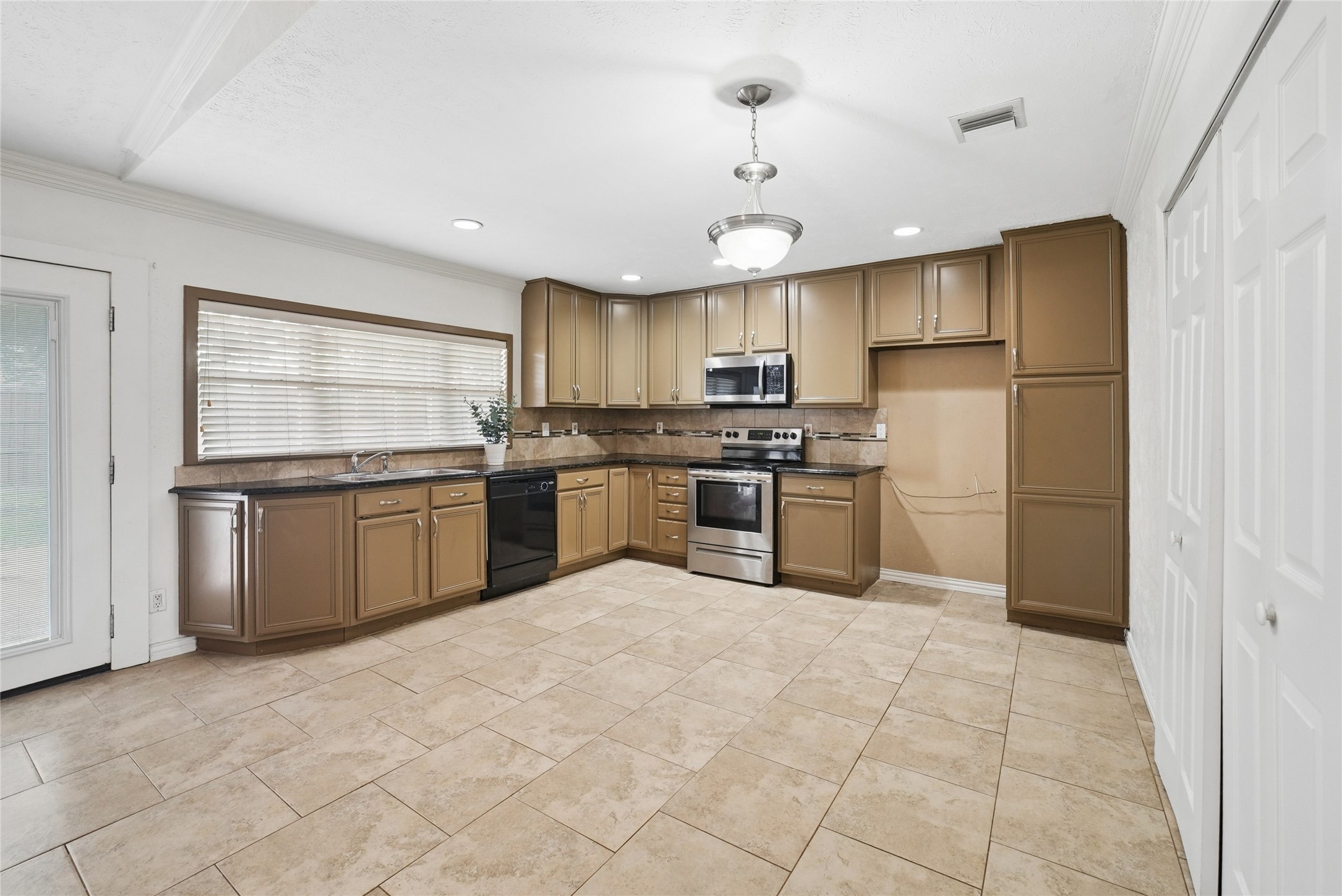 5161 Bartlett Drive The Colony TX 75056