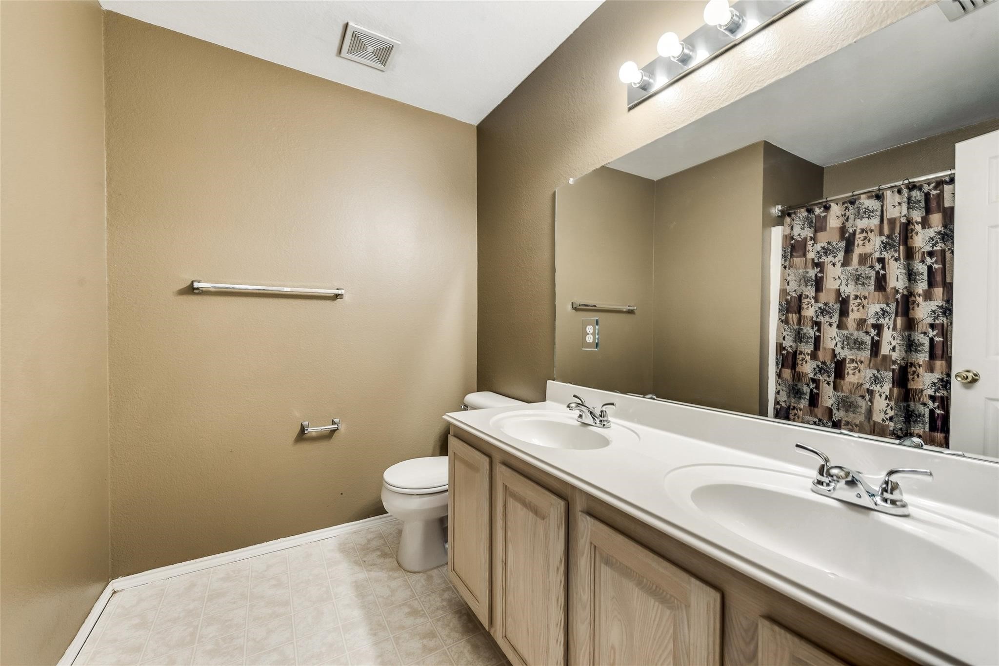 1528 Silver Spur Drive Allen TX 75002