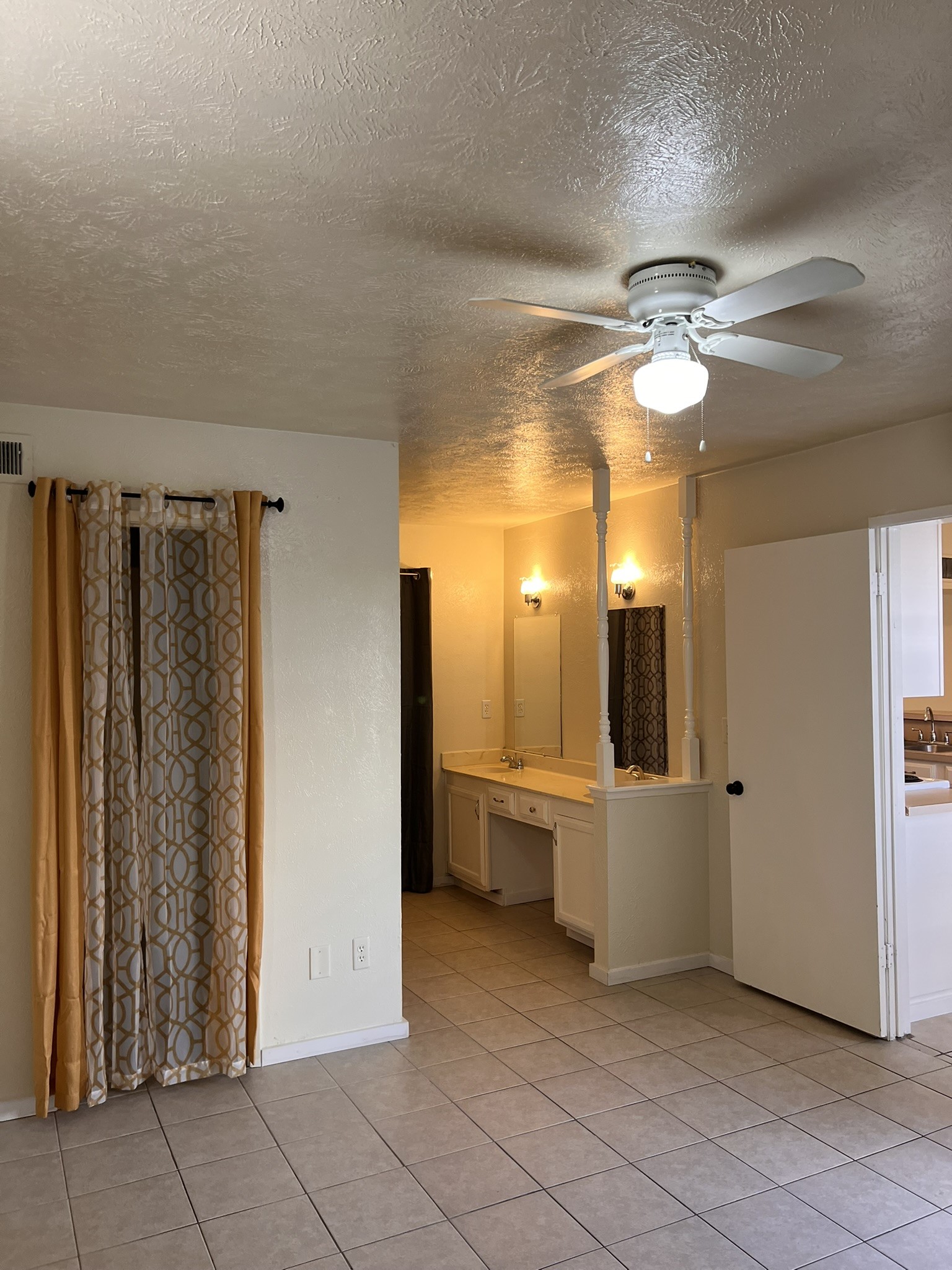 6011 Mcafee Drive The Colony TX 75056