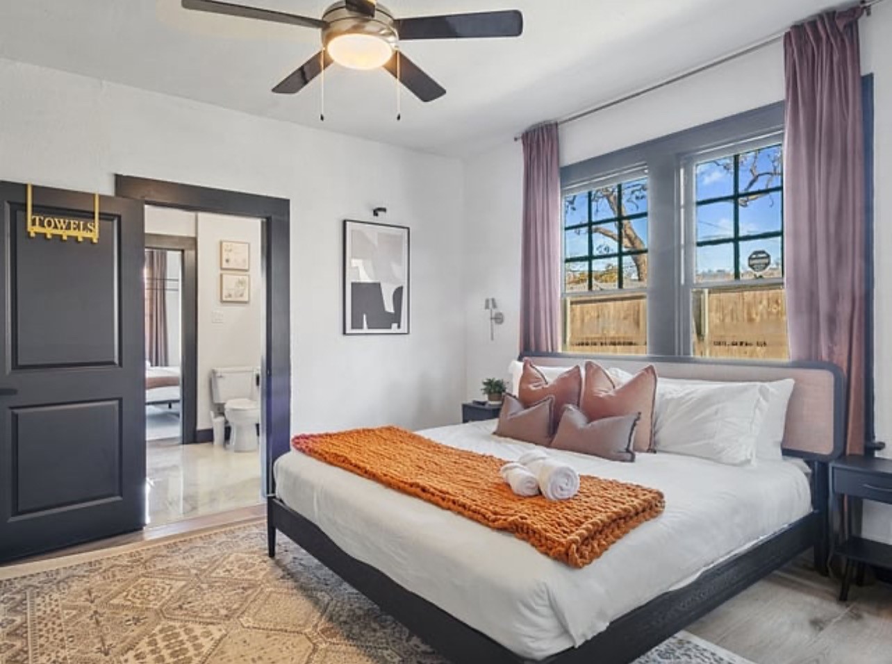 4717 Gaston Avenue Dallas TX 75246