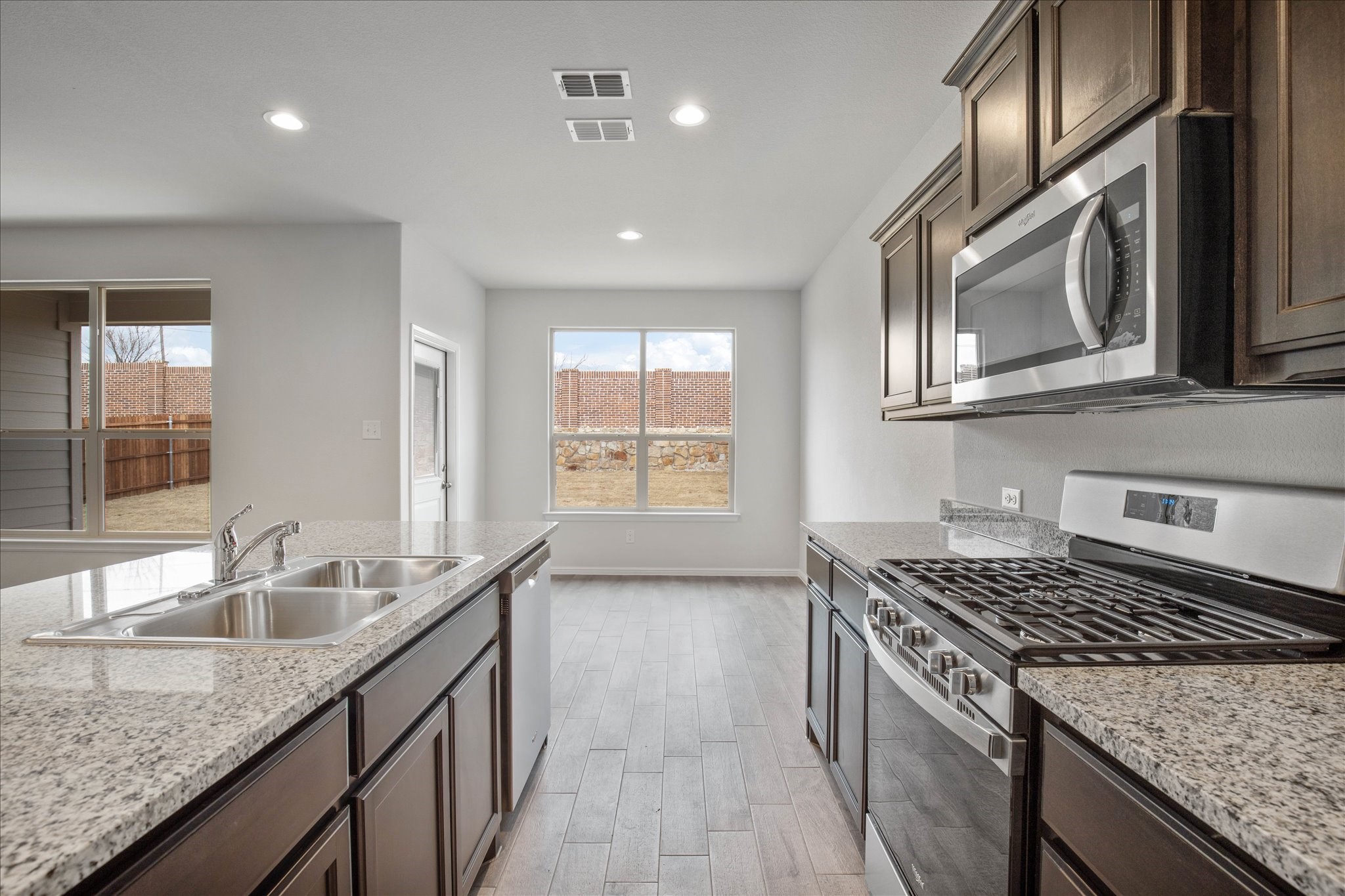 2220 Barnwell Drive Fort Worth TX 76108