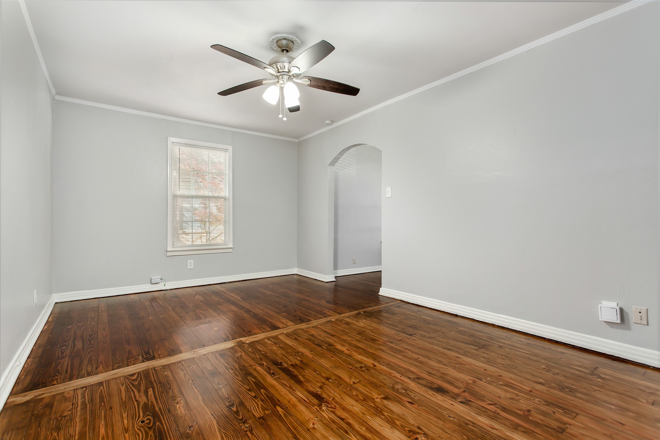 7326 Casa Loma Avenue Dallas TX 75214