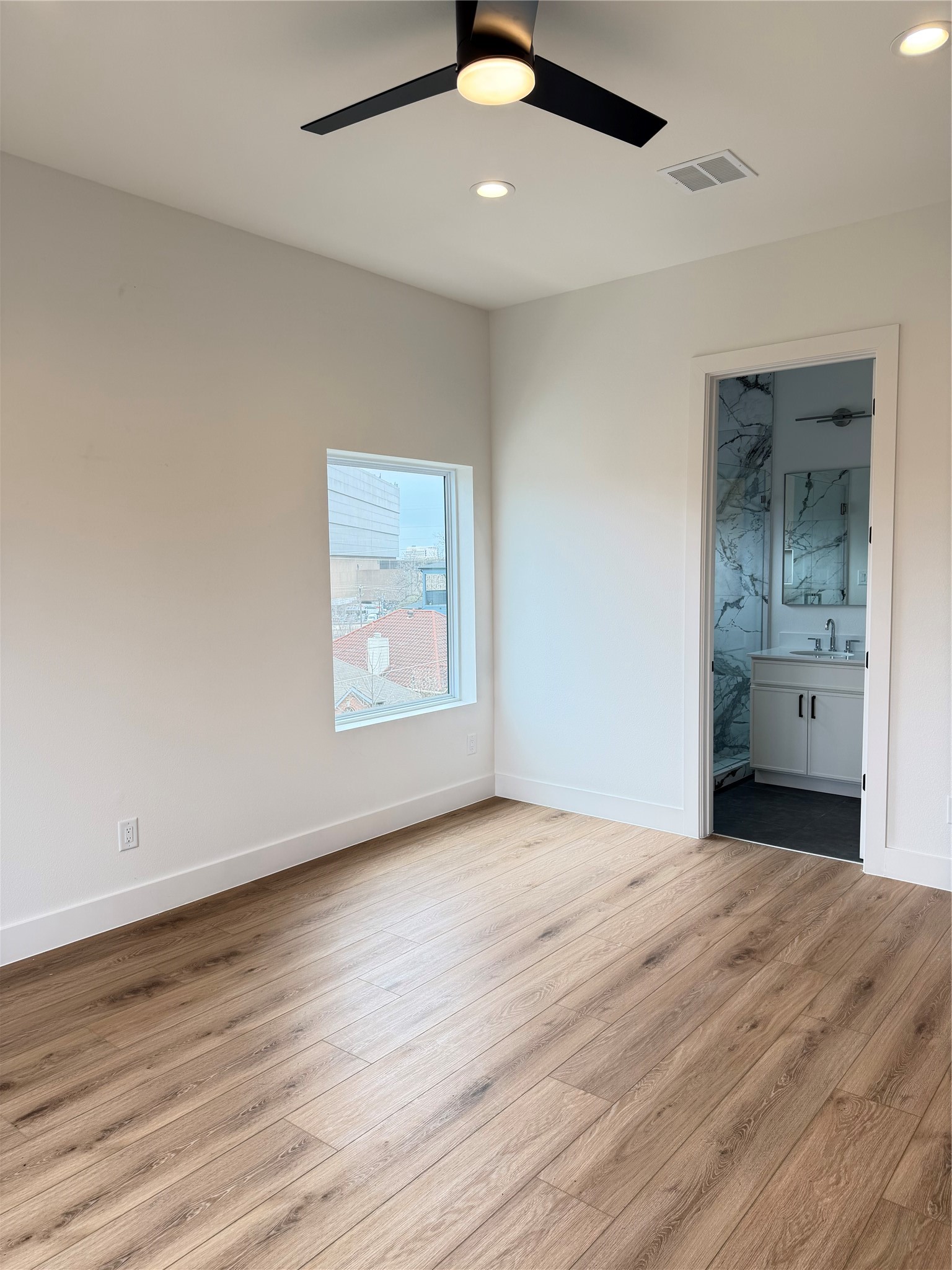 2203 Hondo Avenue Dallas TX 75219