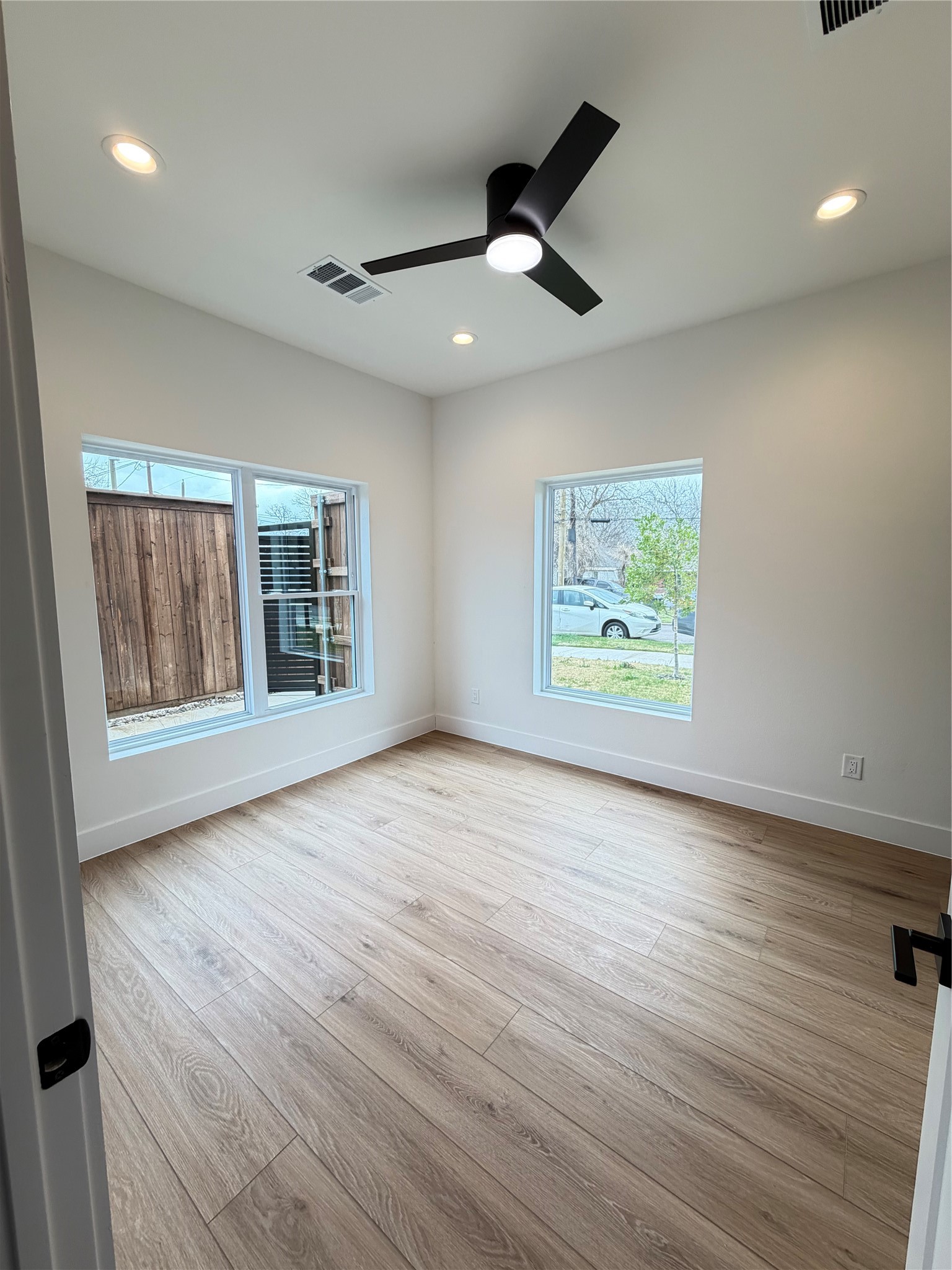 2203 Hondo Avenue Dallas TX 75219