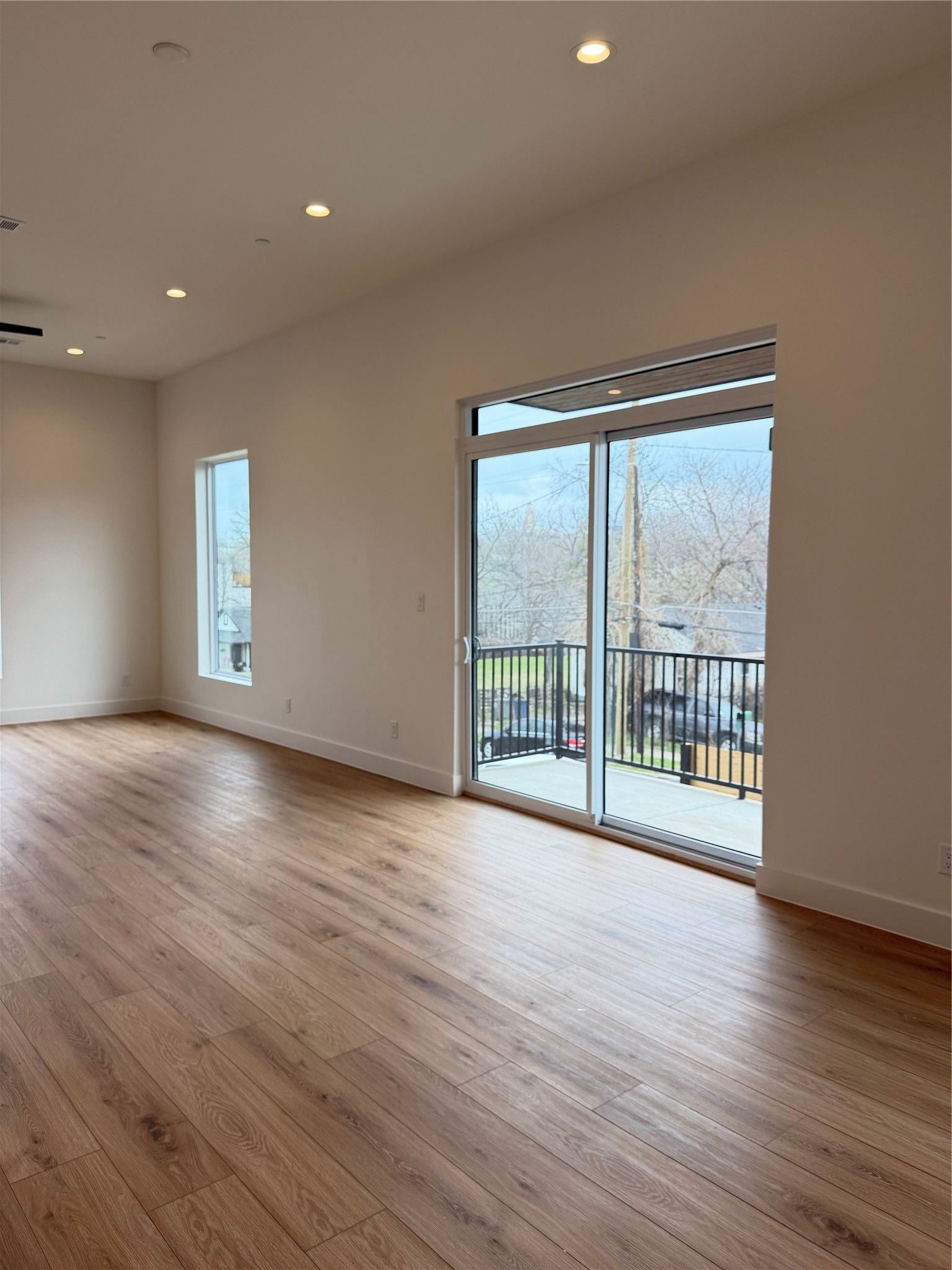 2203 Hondo Avenue Dallas TX 75219