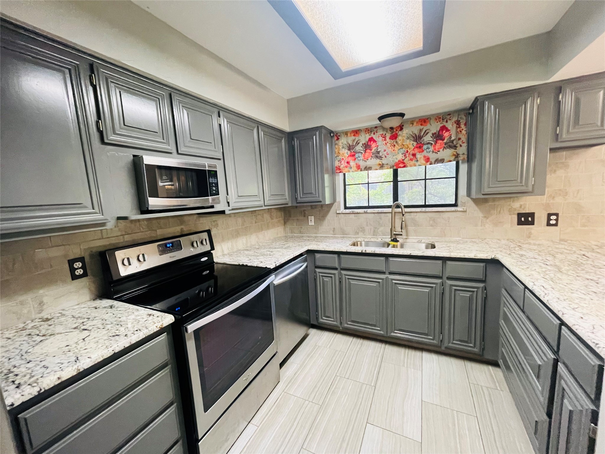 2 Hastings Court Mansfield TX 76063