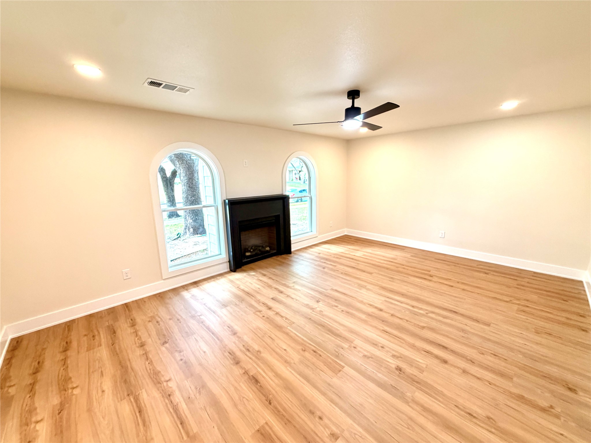 2017 Haymeadow Carrollton TX 75007