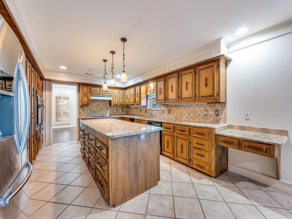 9141 Loma Vista Drive Dallas TX 75243
