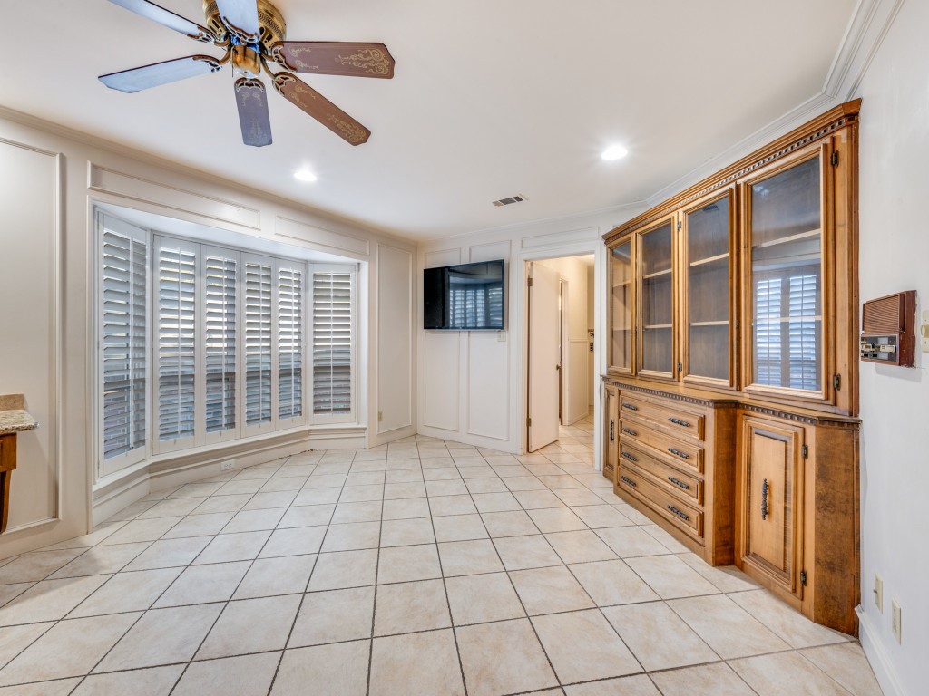 9141 Loma Vista Drive Dallas TX 75243