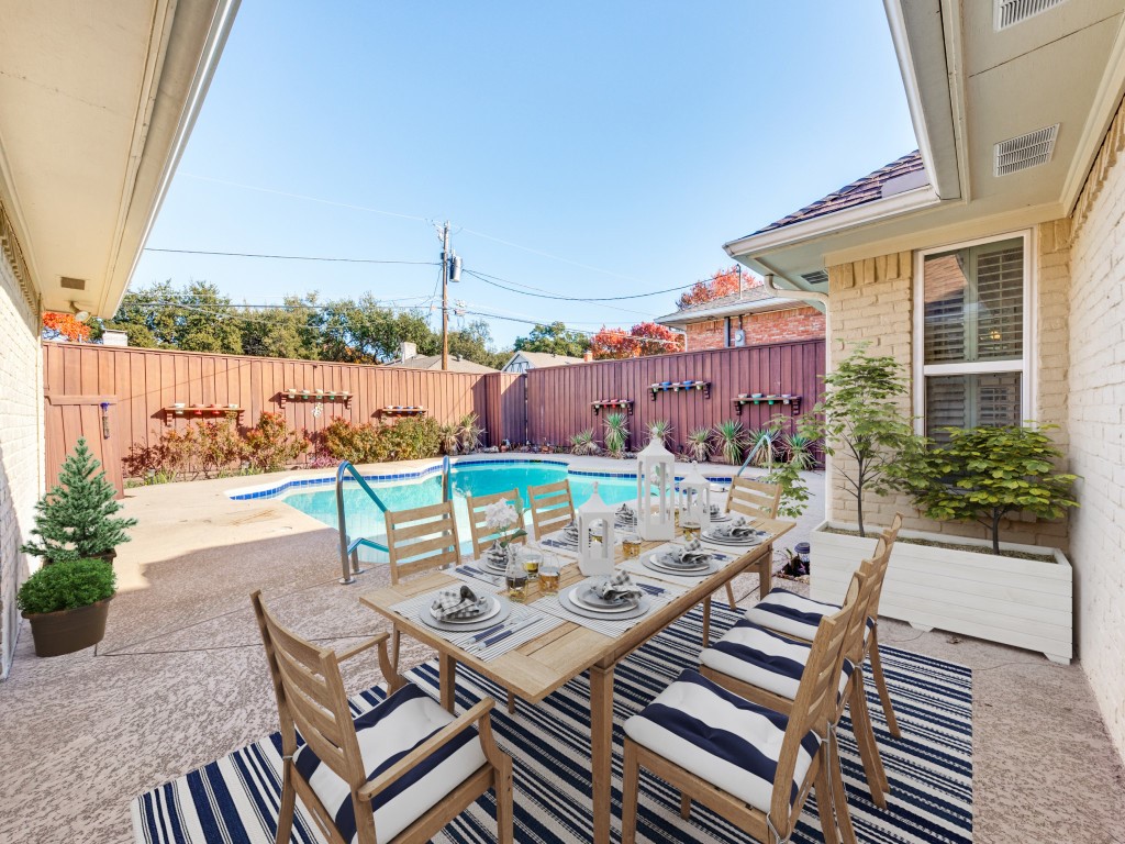 9141 Loma Vista Drive Dallas TX 75243