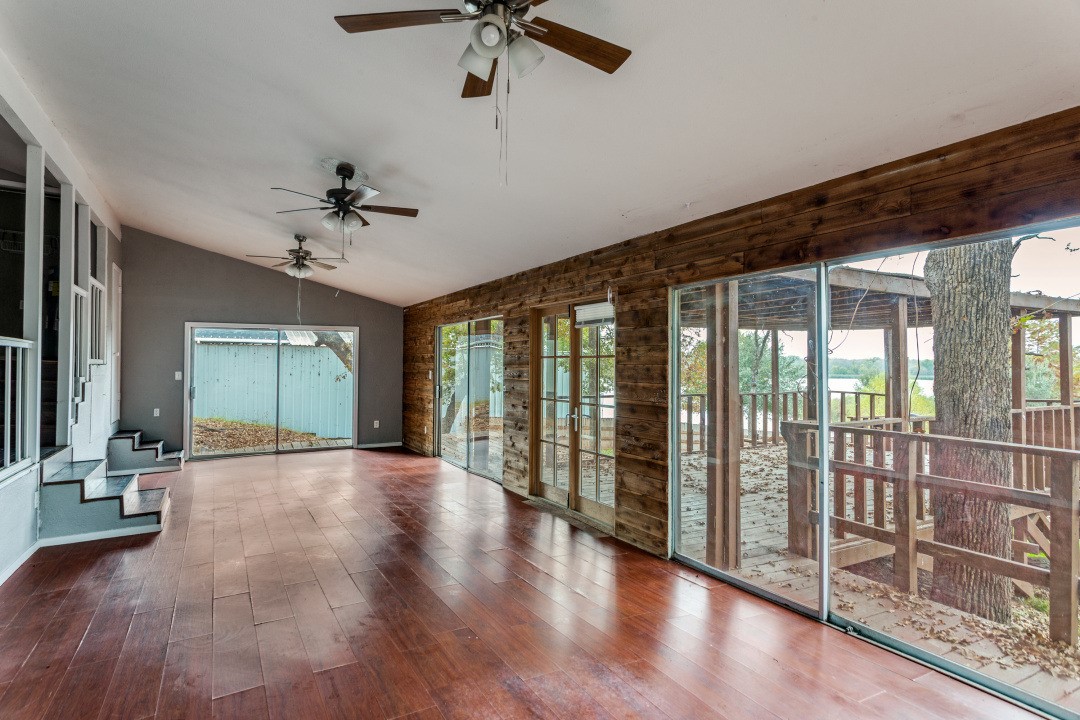1612 Woodview Drive Alvarado TX 76009