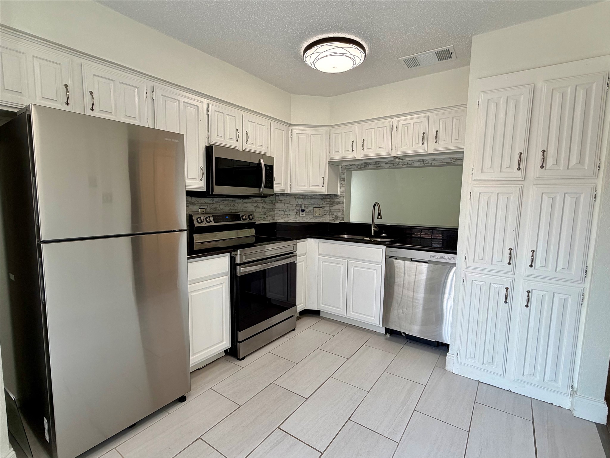 6505 Hickock Drive Fort Worth TX 76116