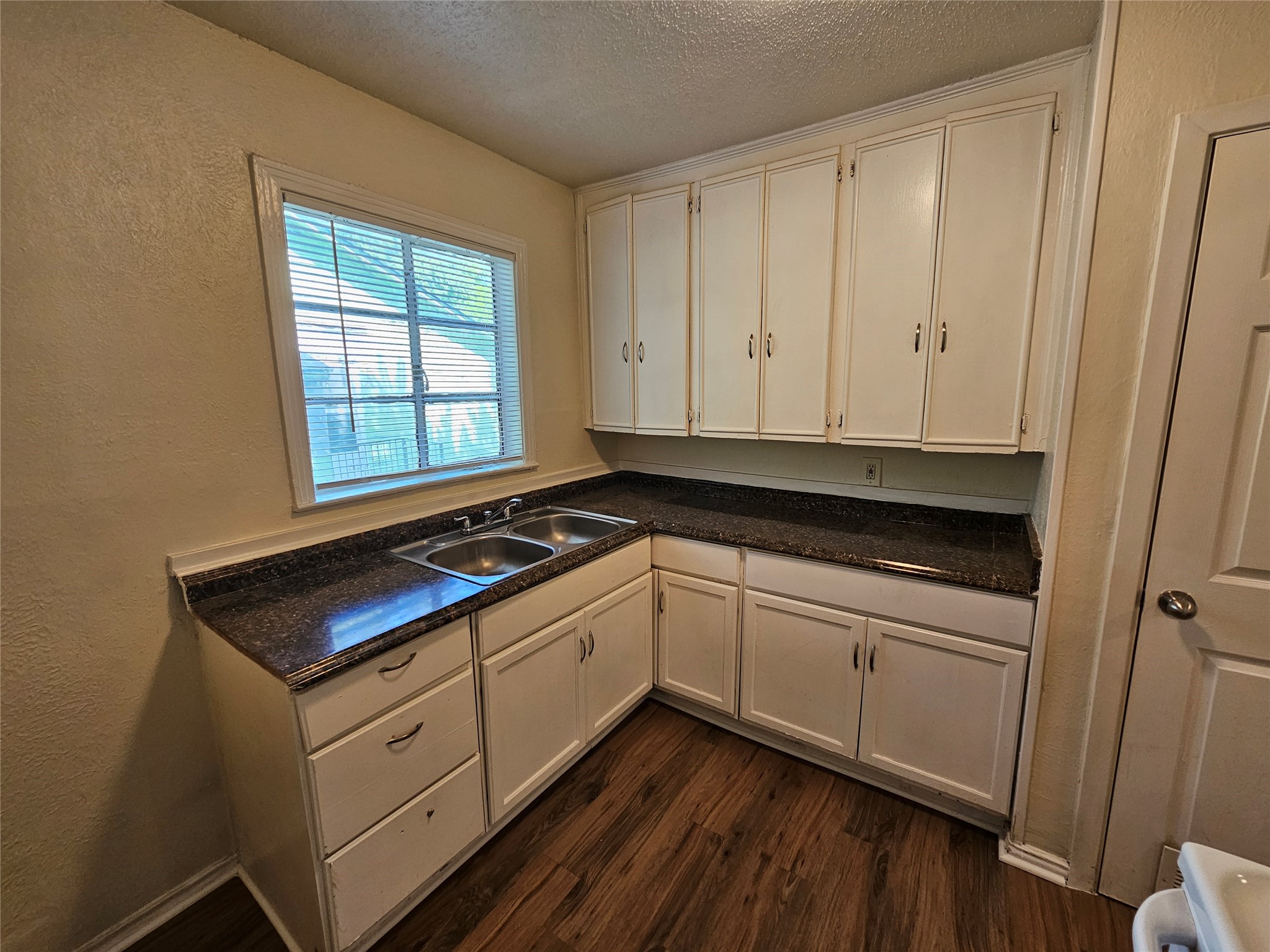 6540 Hollis Avenue Dallas TX 75227