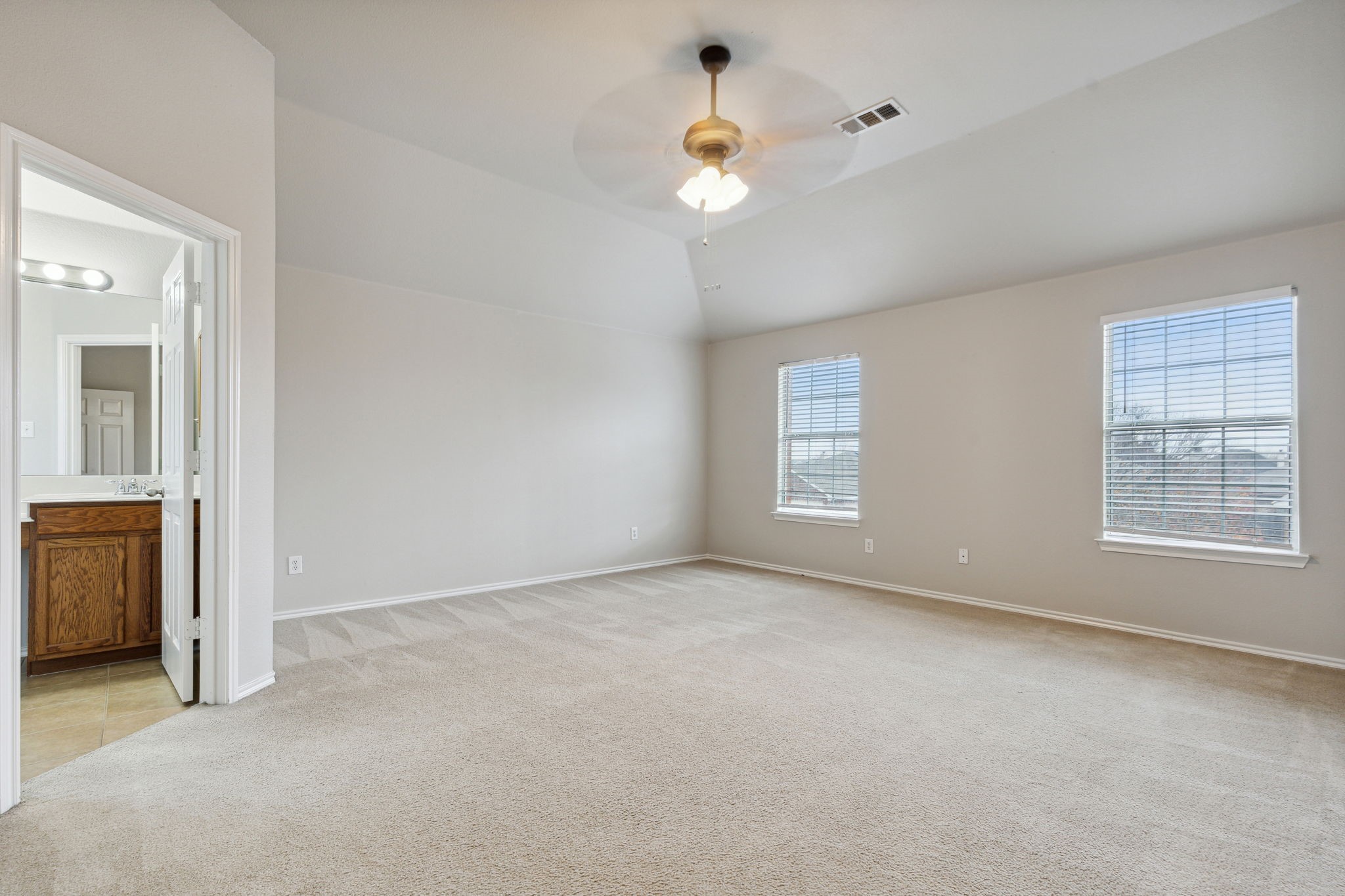 10813 Middleglenn Road Fort Worth TX 76052