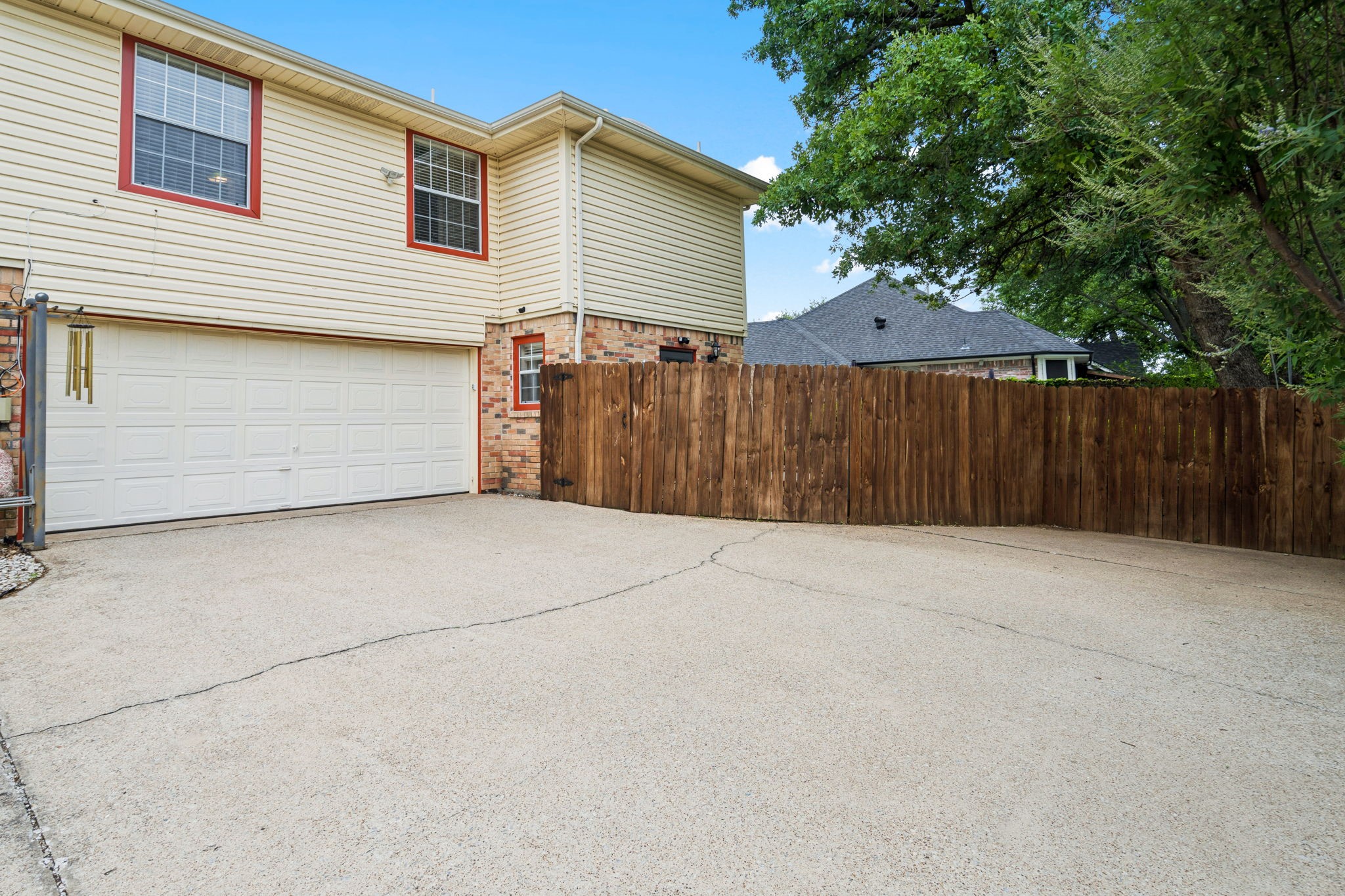 1417 Danielle Drive Bedford TX 76021
