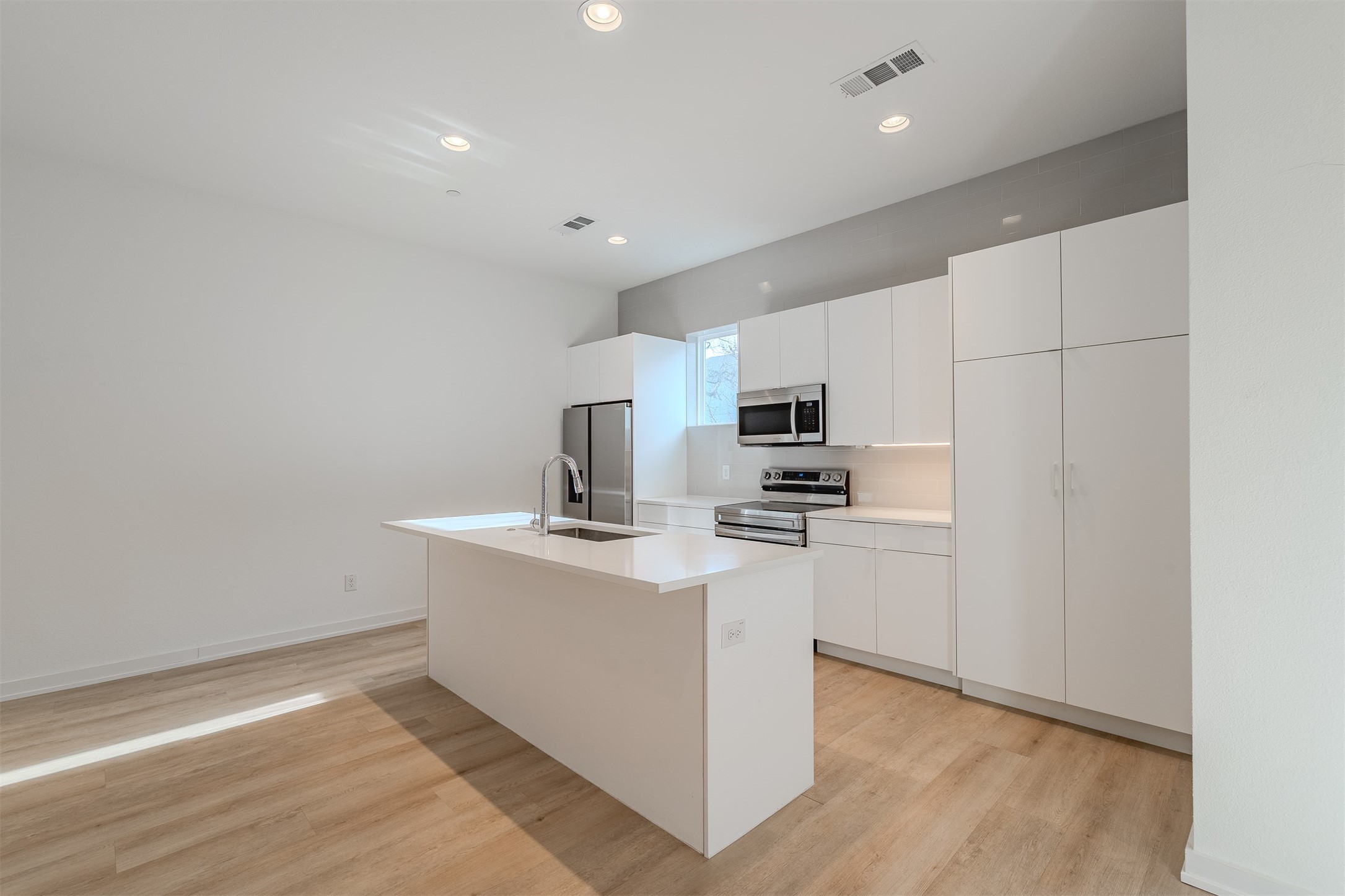 6012 Hudson Street Dallas TX 75206