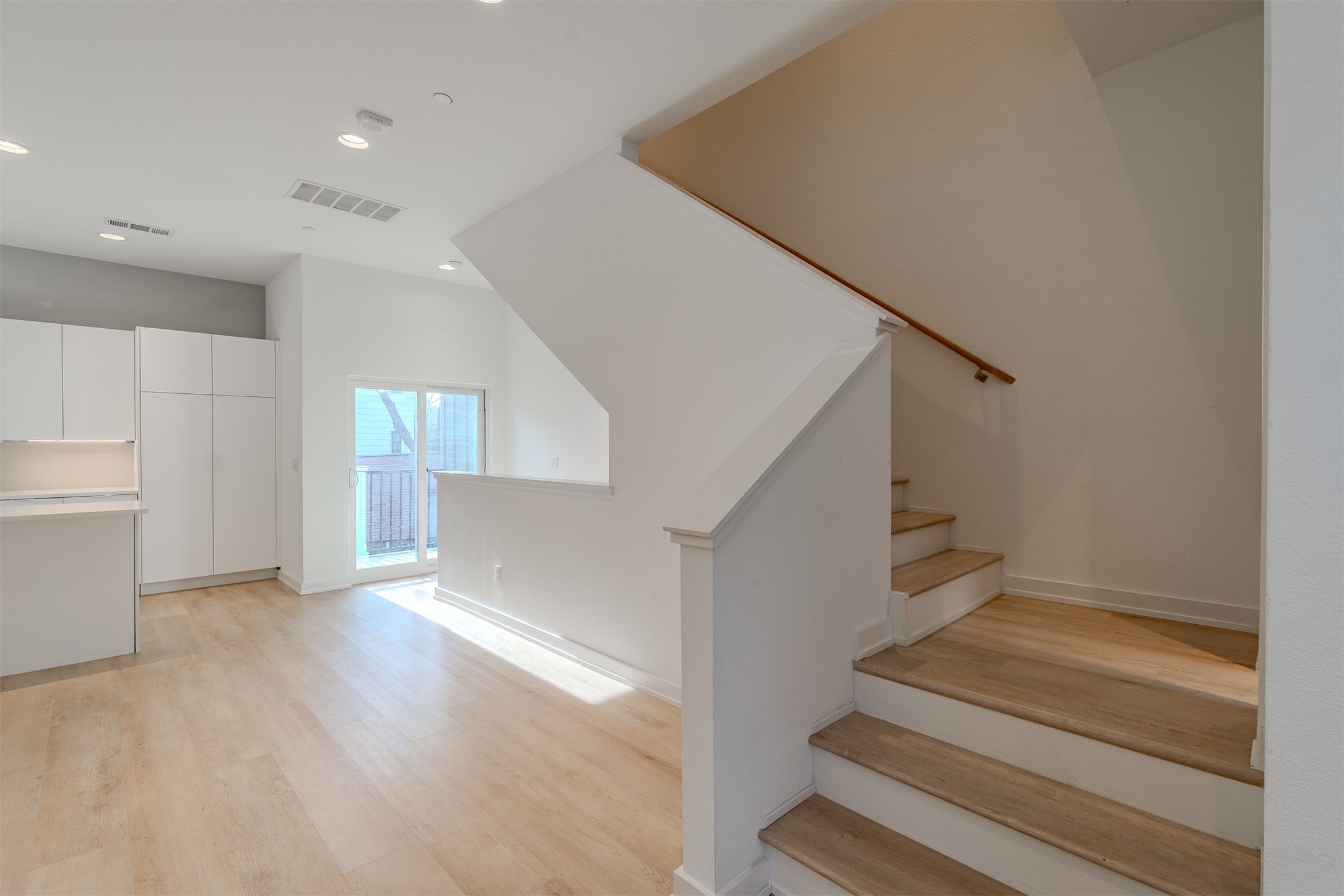 6012 Hudson Street Dallas TX 75206