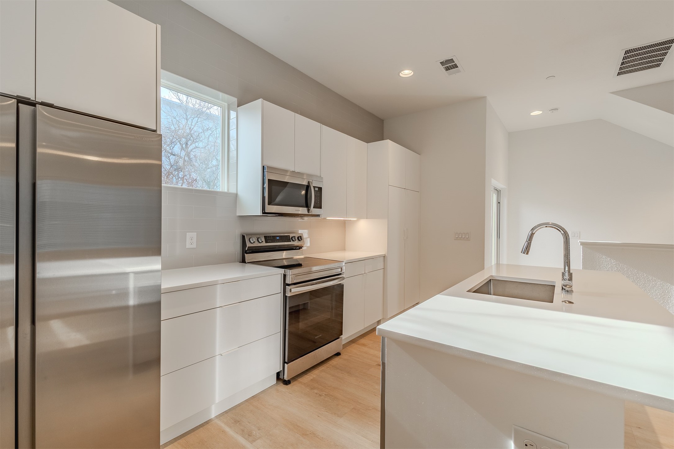 6012 Hudson Street Dallas TX 75206