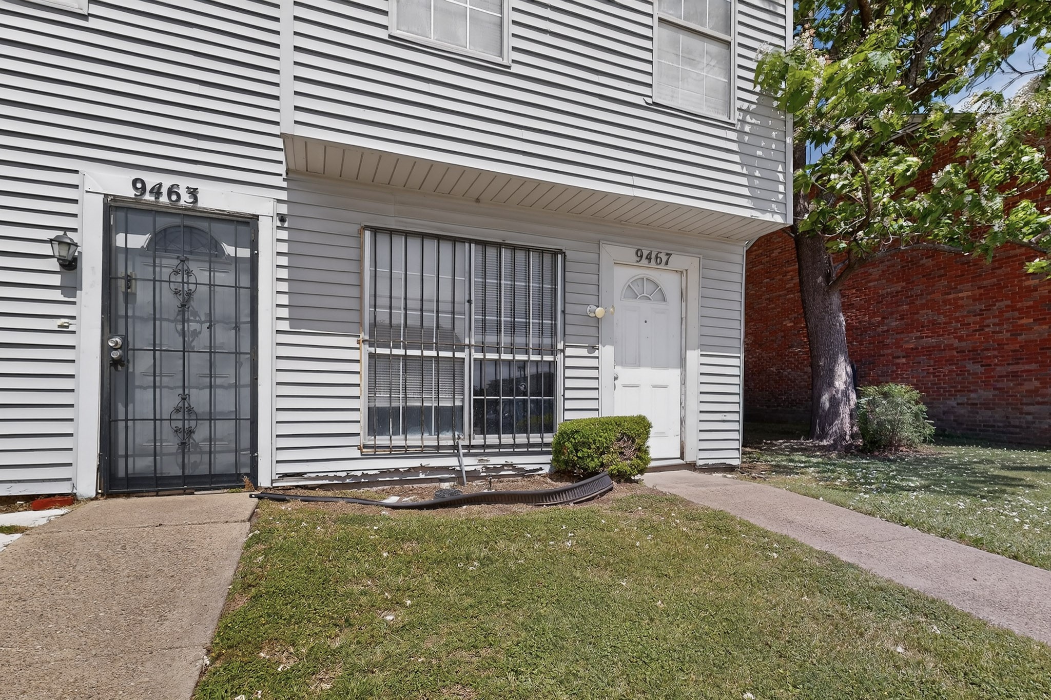 9467 Olde Towne Row Dallas TX 75227