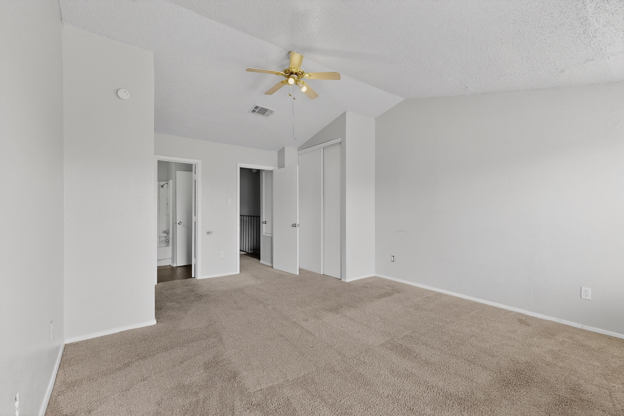 9467 Olde Towne Row Dallas TX 75227