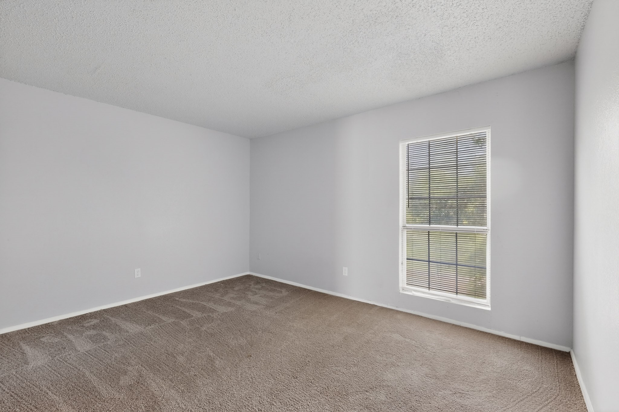 9467 Olde Towne Row Dallas TX 75227