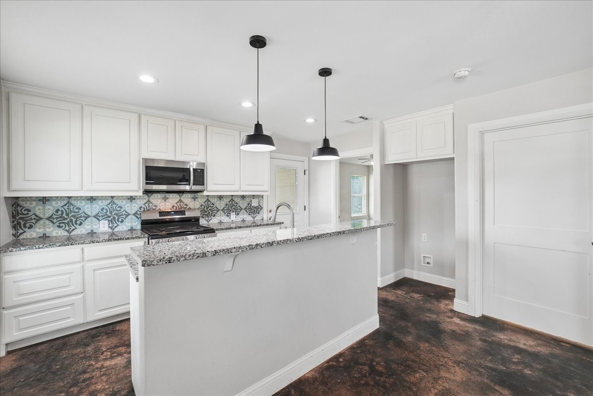 501 E Day Street Denison TX 75021