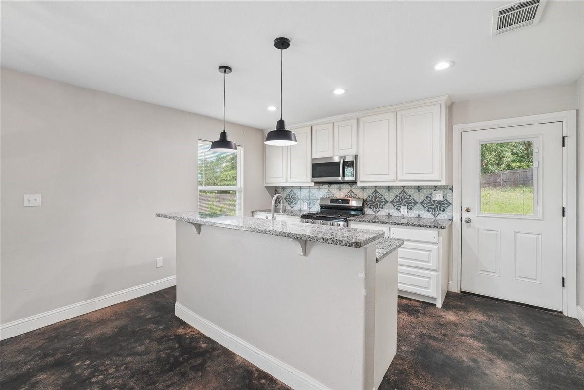 501 E Day Street Denison TX 75021