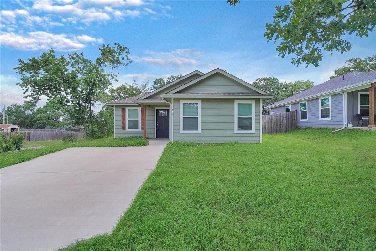501 E Day Street Denison TX 75021