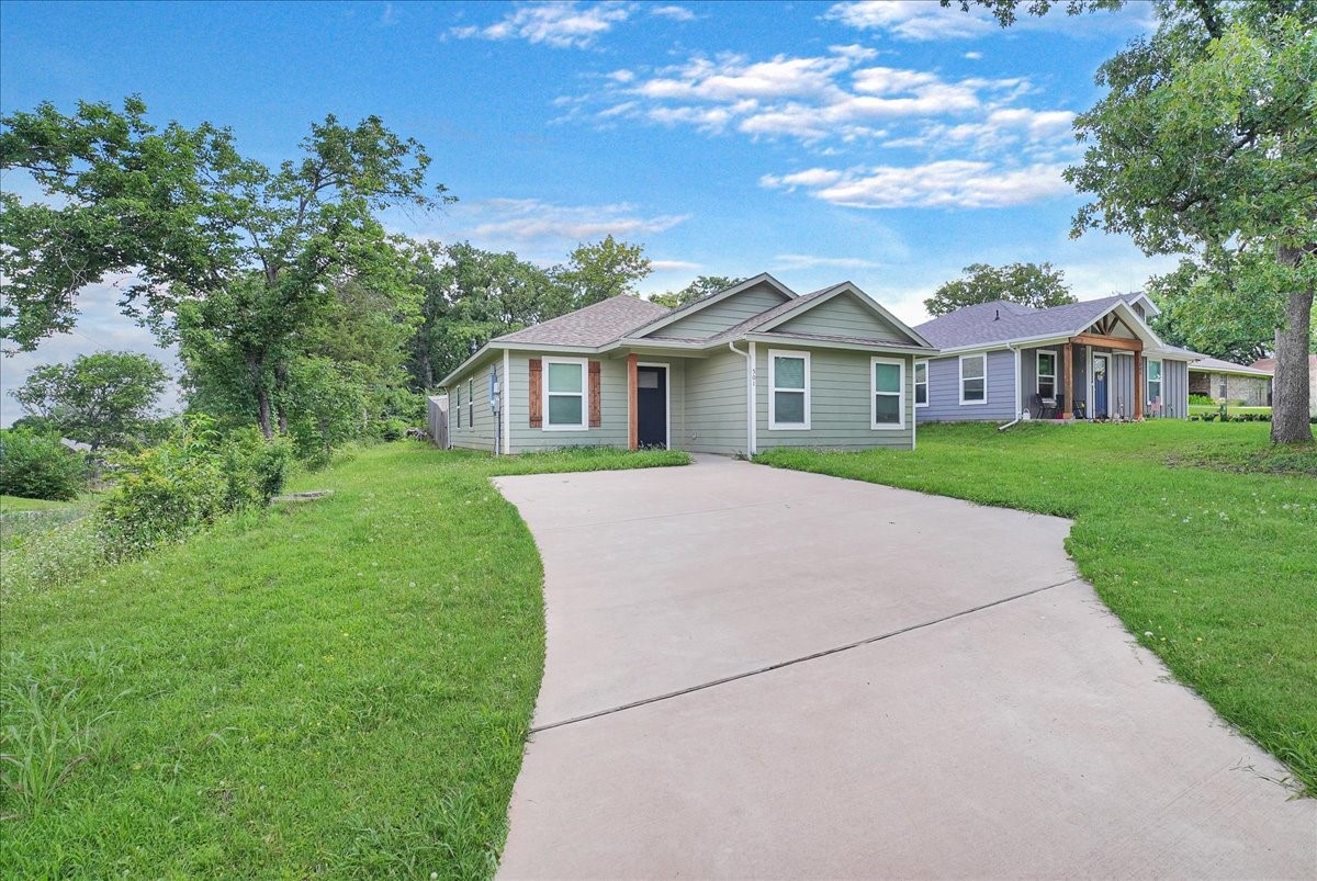 501 E Day Street Denison TX 75021