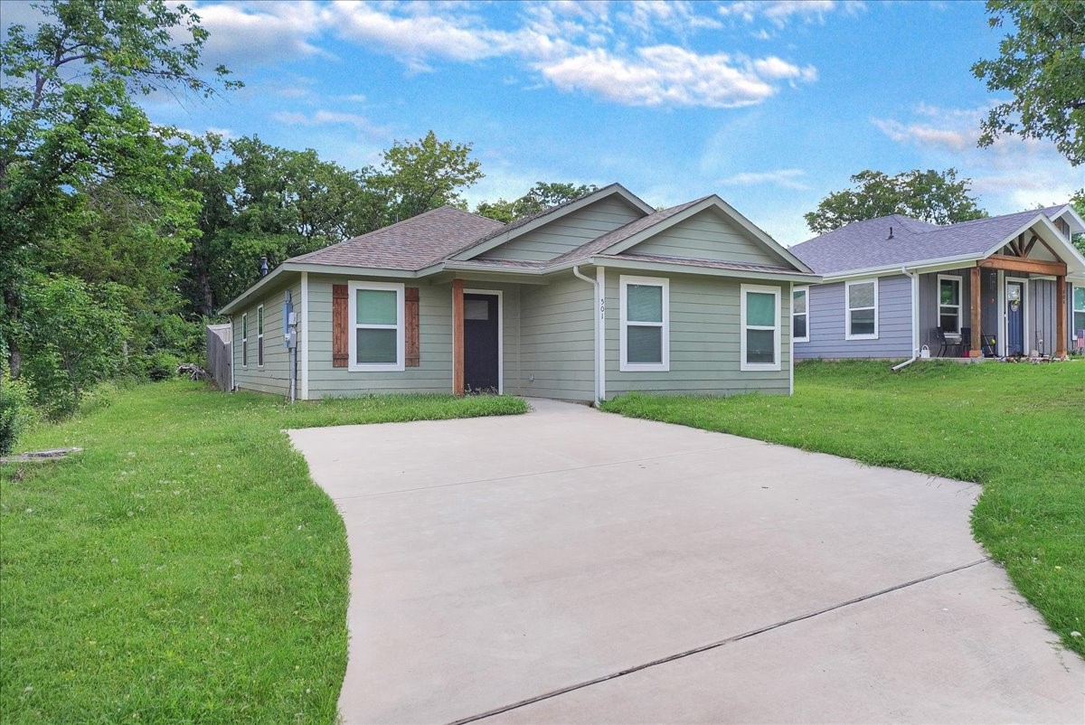 501 E Day Street Denison TX 75021